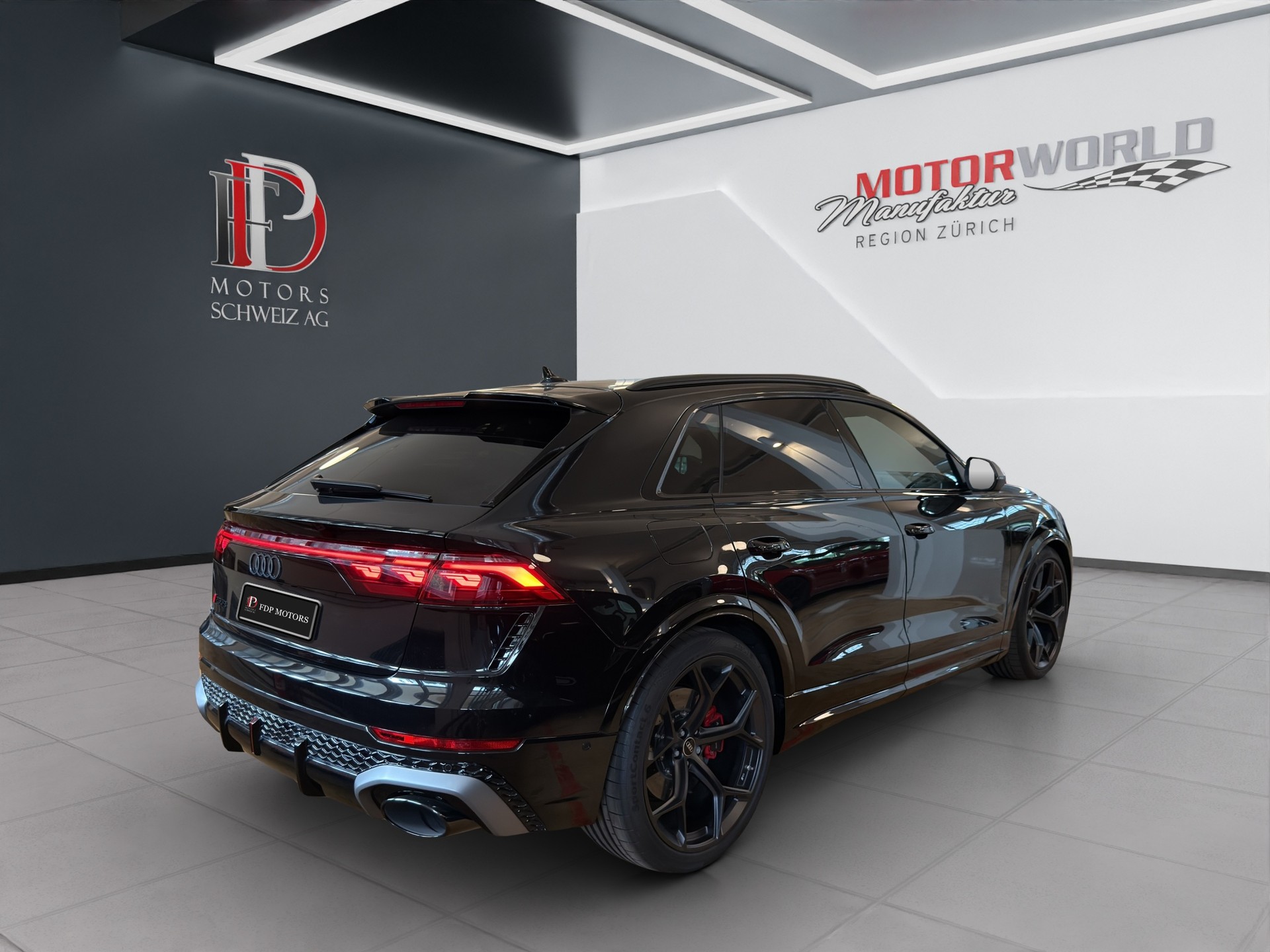 AUDI RSQ8 performance quattro-showroom-element-3