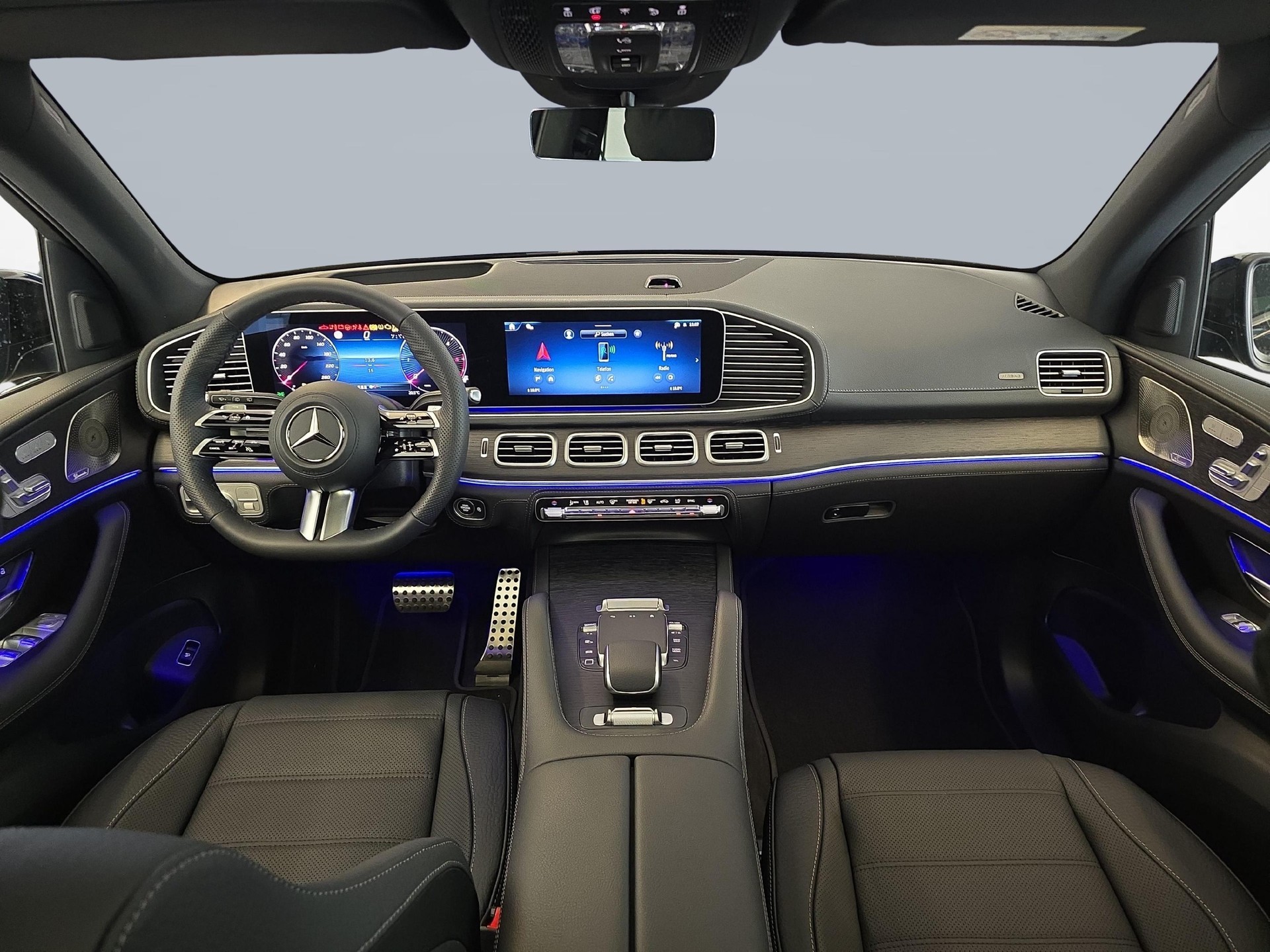 MERCEDES-BENZ GLE 300 d 4MATIC AMG Line-image-8