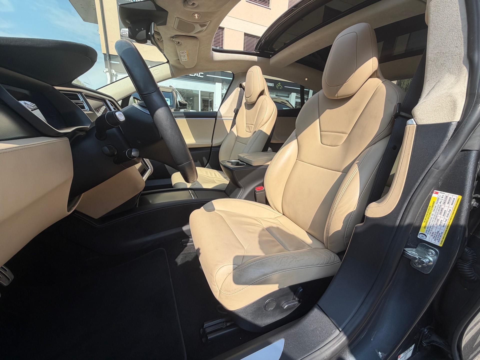 TESLA Model S 100 D Performance BATTERIE 88%-image-10