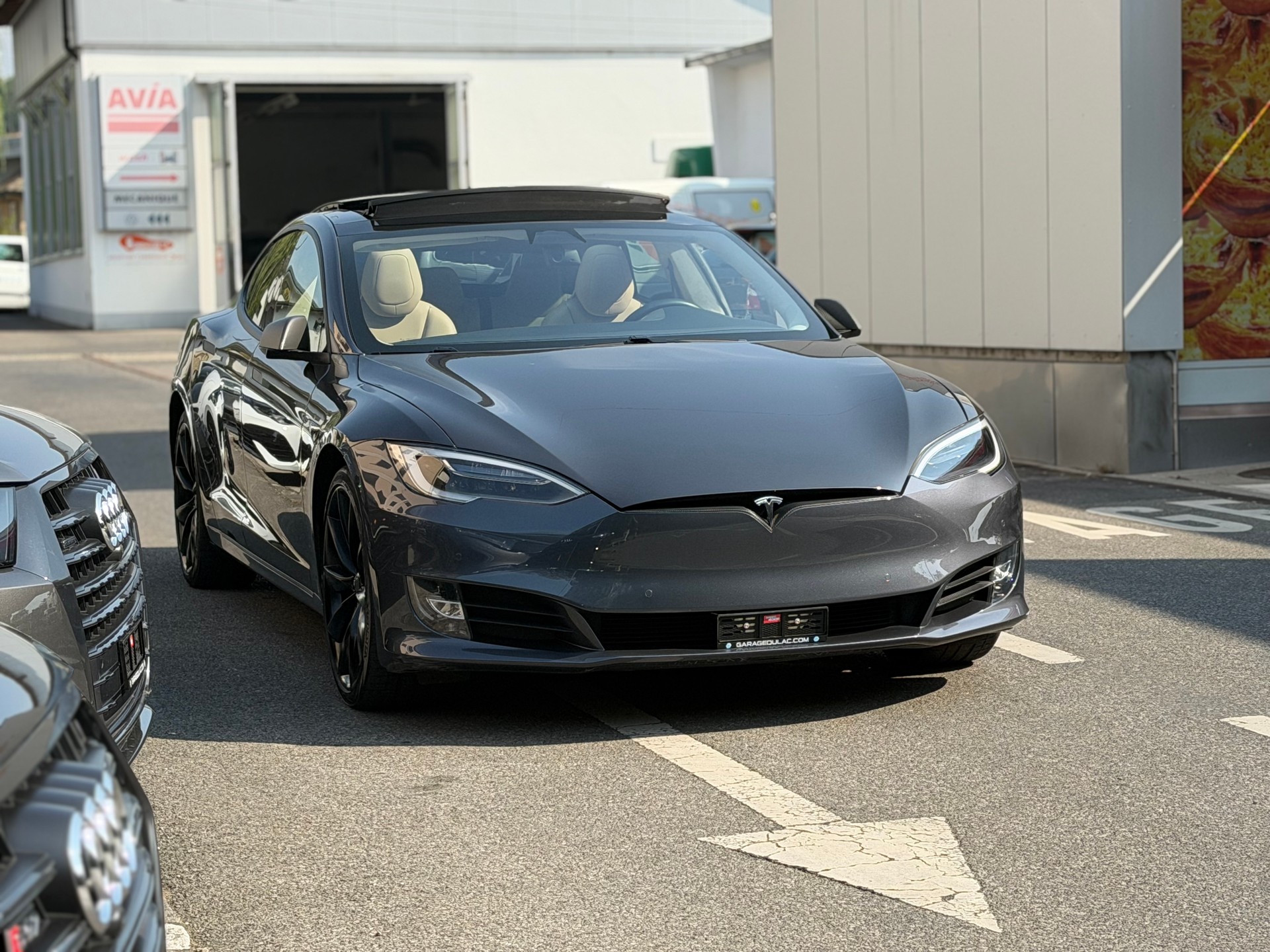 TESLA Model S 100 D Performance BATTERIE 88%-showroom-element-3
