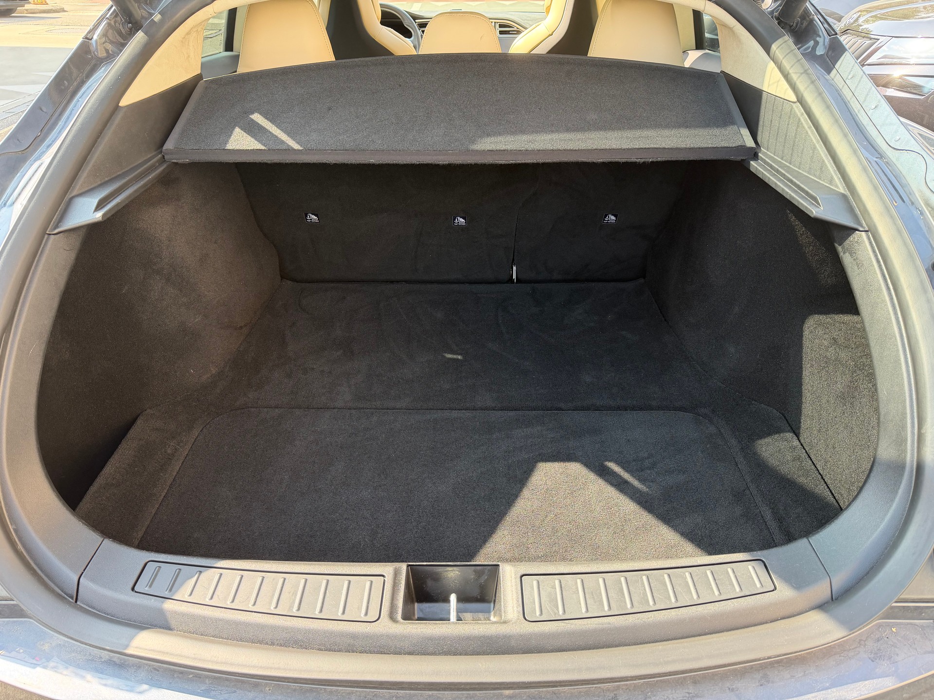 TESLA Model S 100 D Performance BATTERIE 88%-image-8