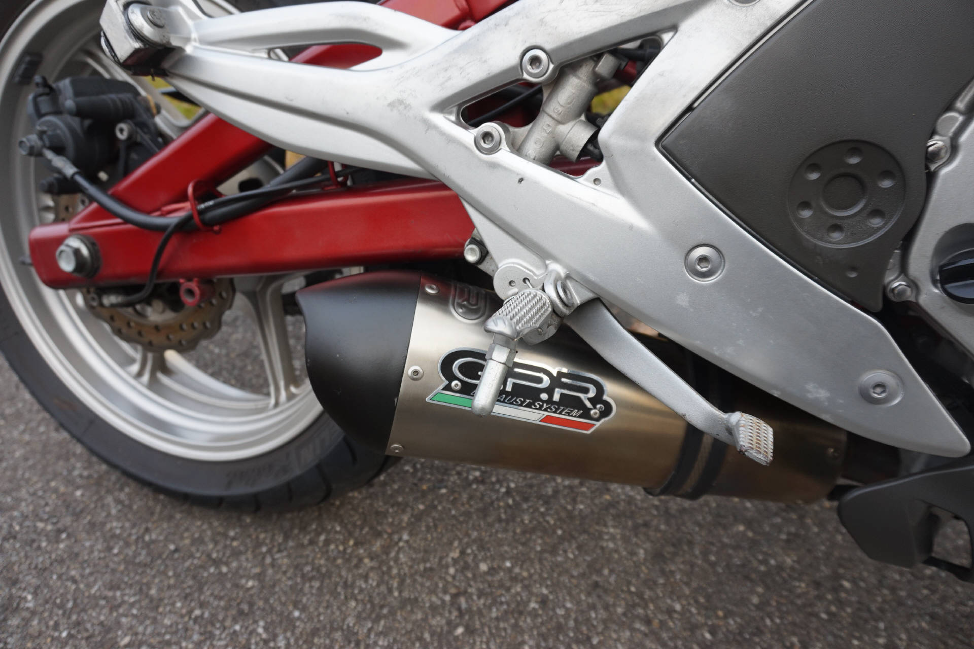 KAWASAKI ER-6n ABS ABS mit GPR Auspuff-image-9