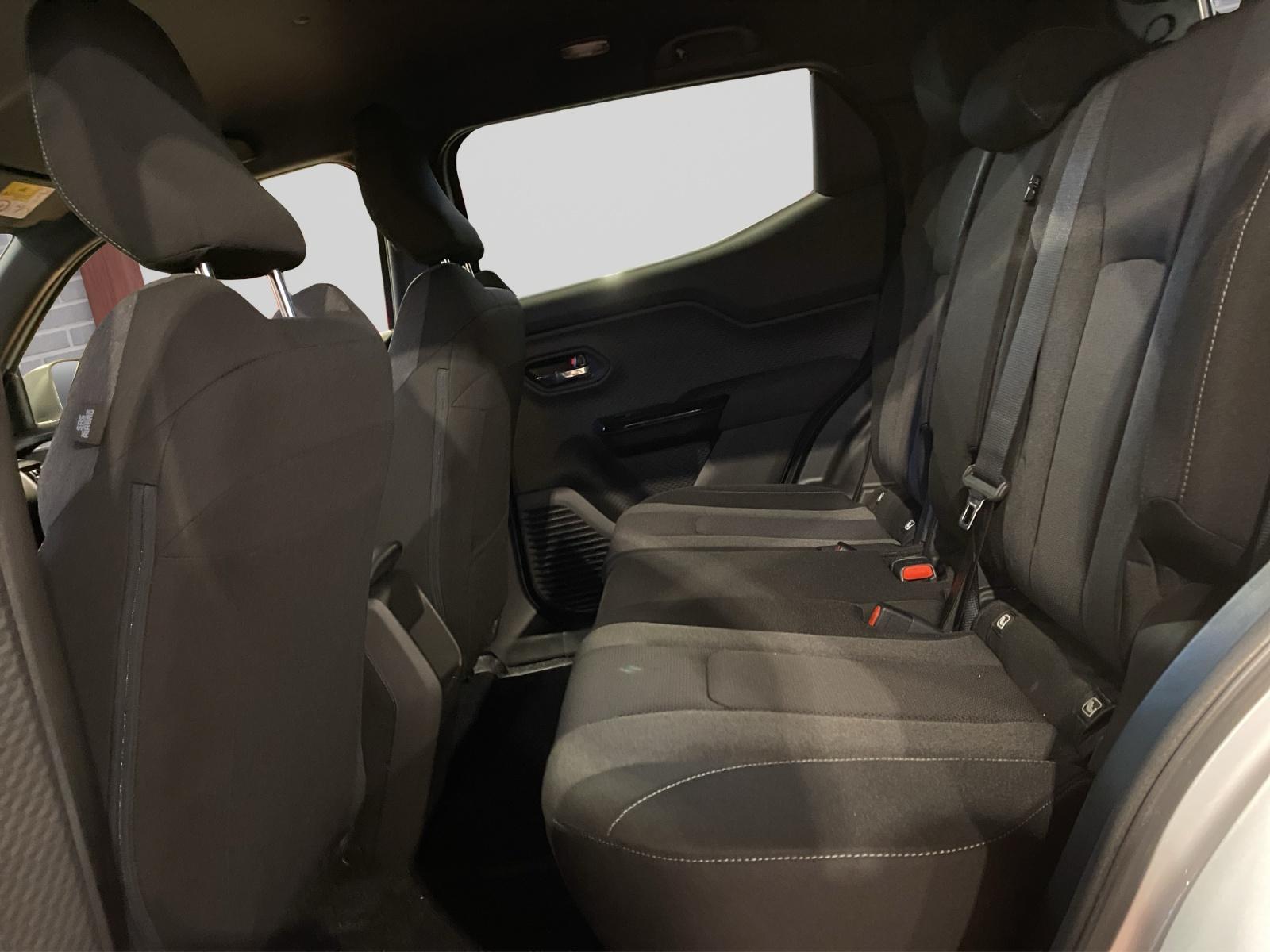 TOYOTA Urban Cruiser Trend AWD-image-8