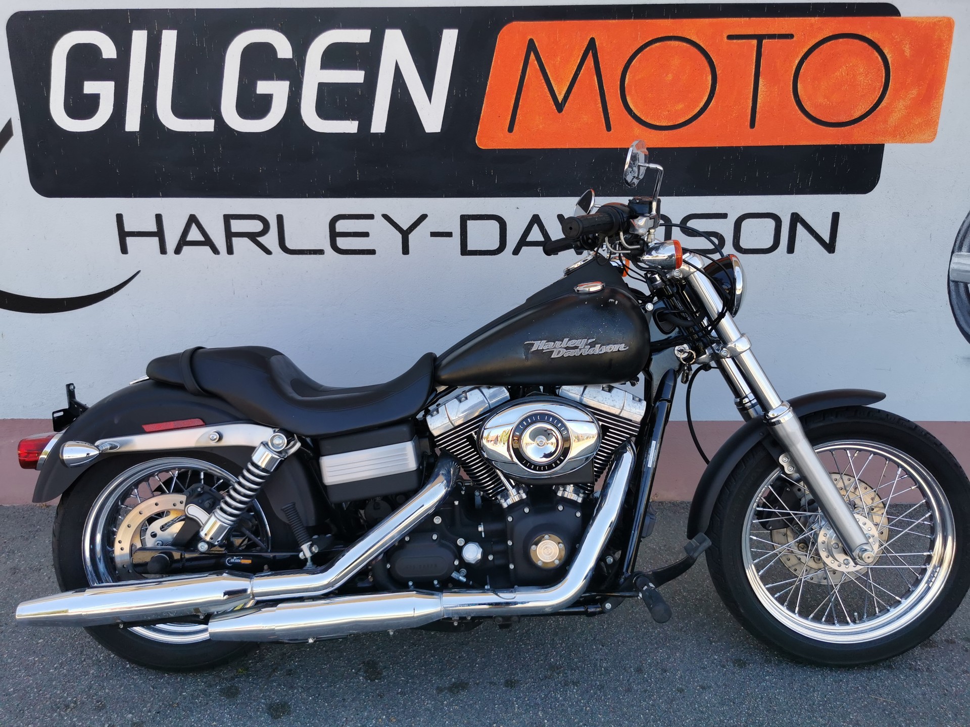 HARLEY-DAVIDSON FXDBI Dyna Street Bob-image-0