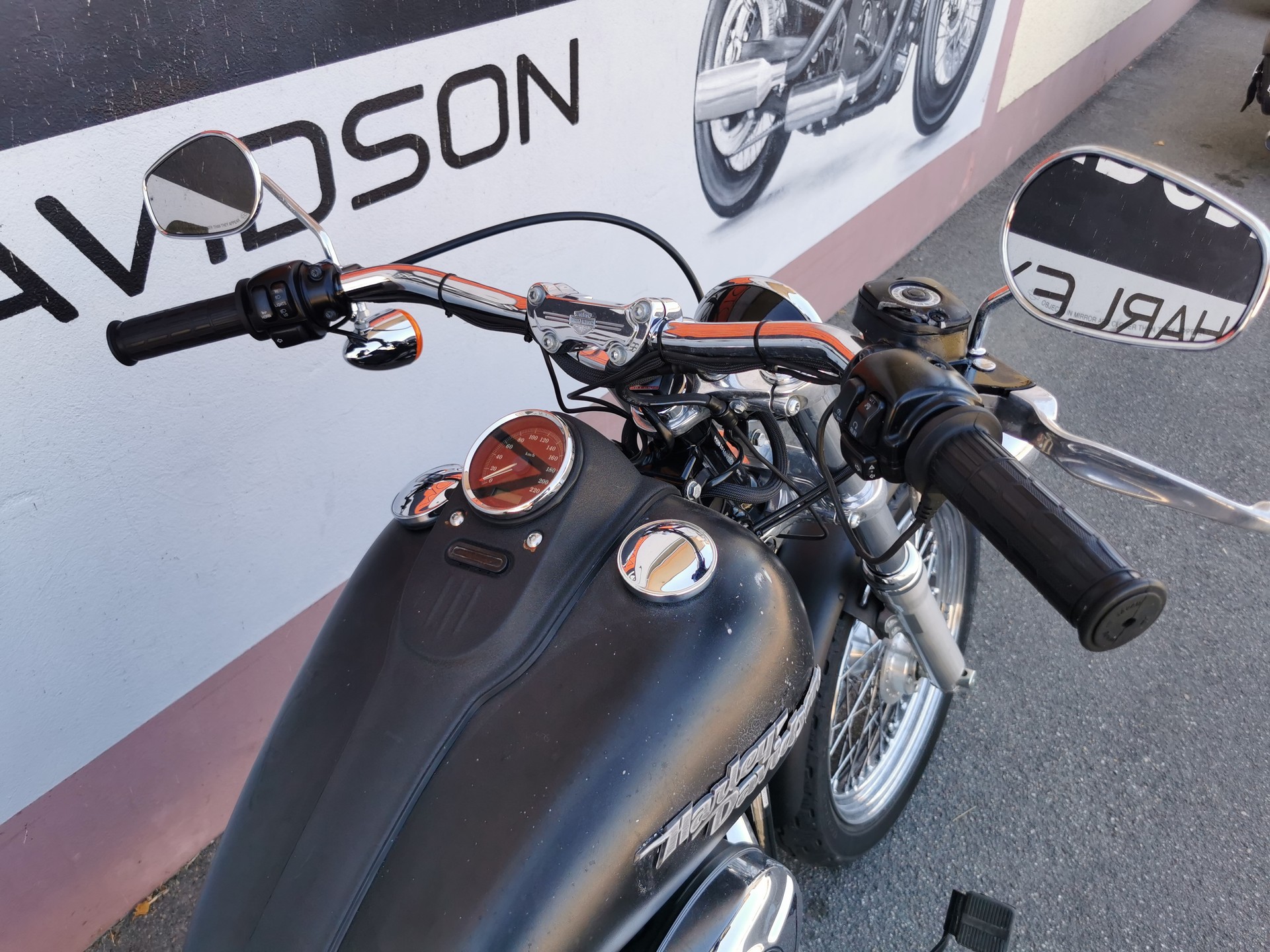 HARLEY-DAVIDSON FXDBI Dyna Street Bob-image-2