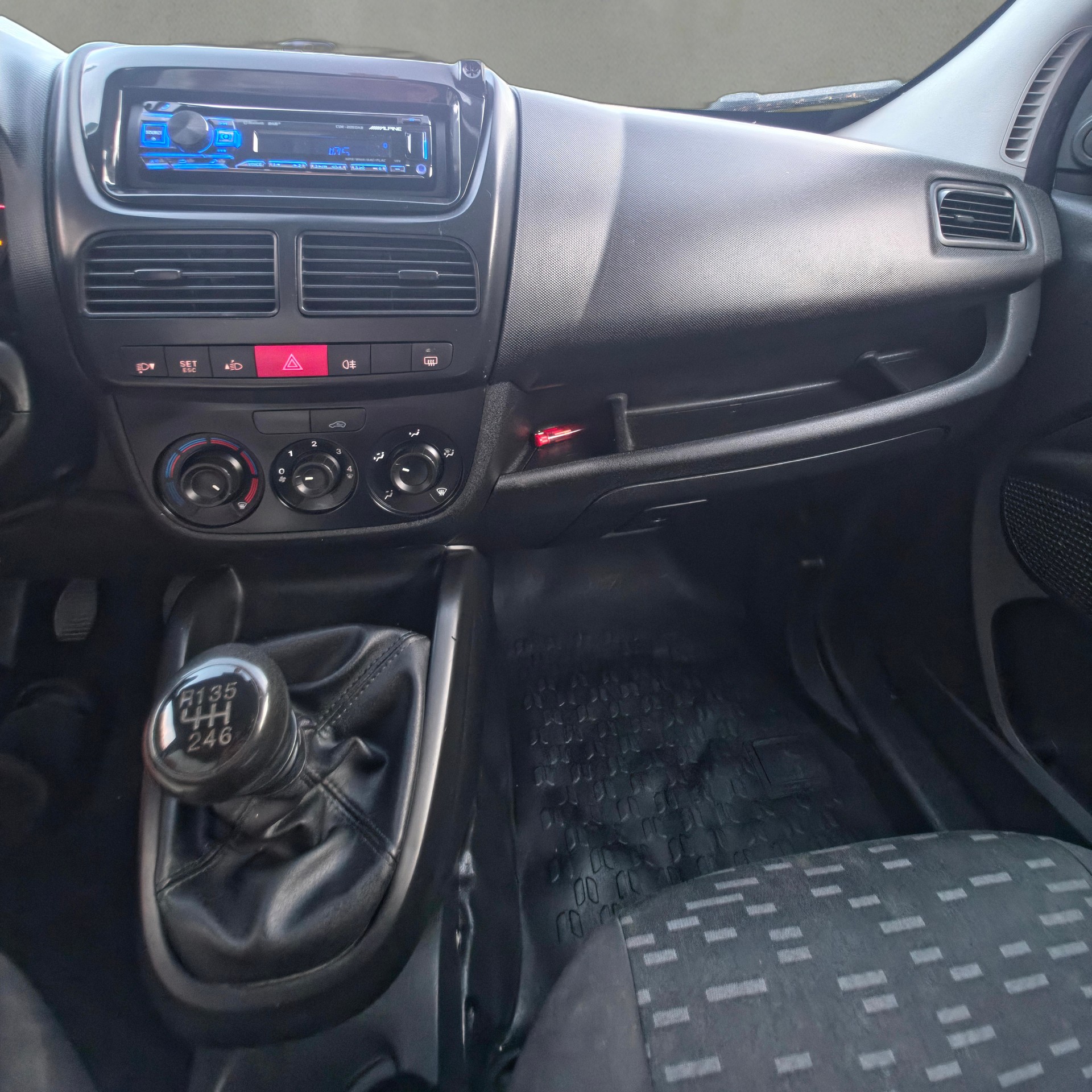 OPEL Combo 1.6 CDTI 2.2 L1H1-image-7