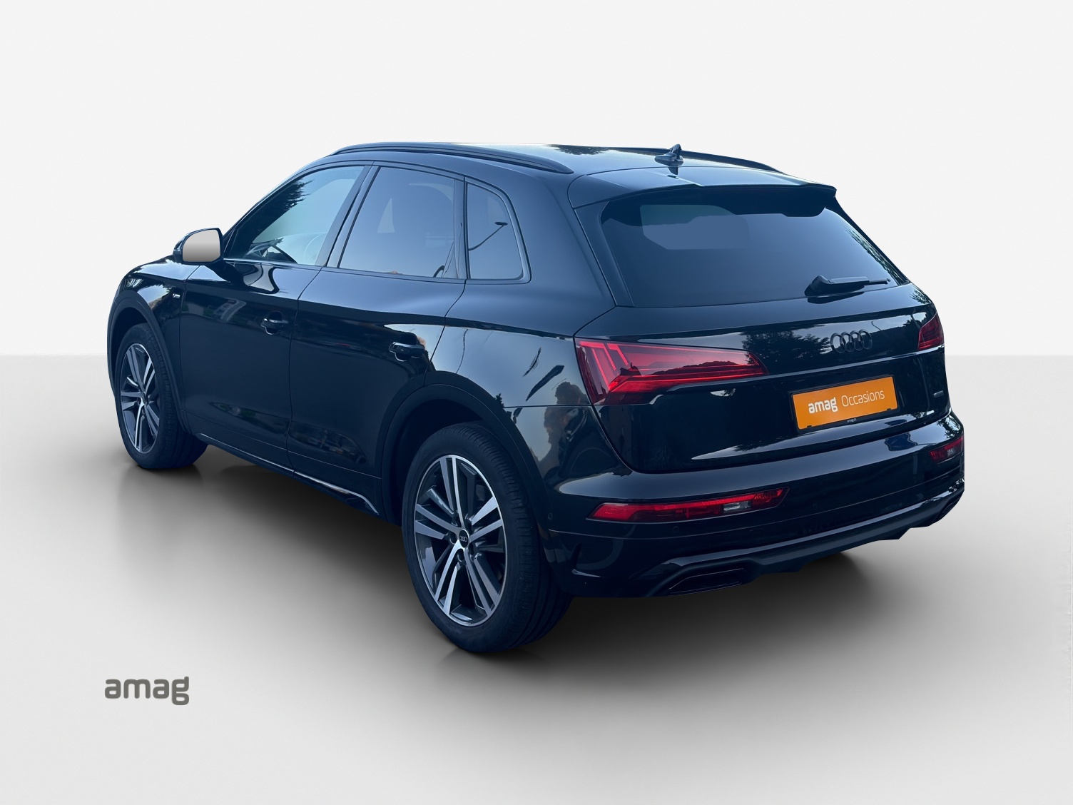 AUDI Q5 40 TFSI S line quattro S-tronic-showroom-element-2