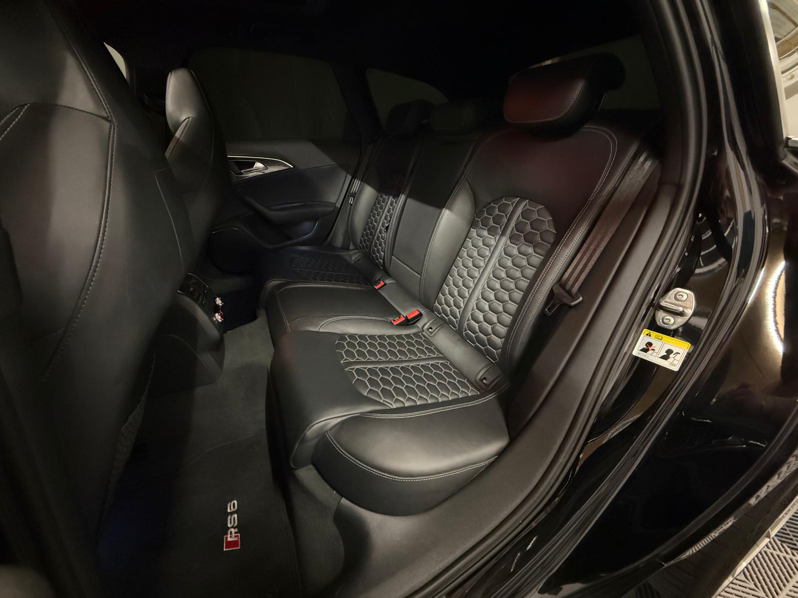 AUDI RS6 Avant 4.0 TFSI V8 quattro Tiptronic-image-12