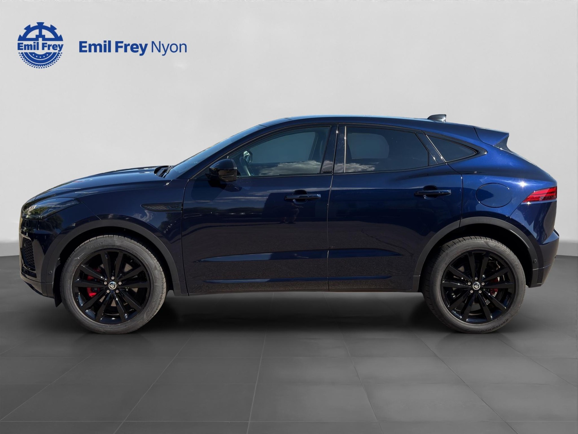 JAGUAR E-Pace 1.5 T 300e R-Dynamic SE AWD-showroom-element-3