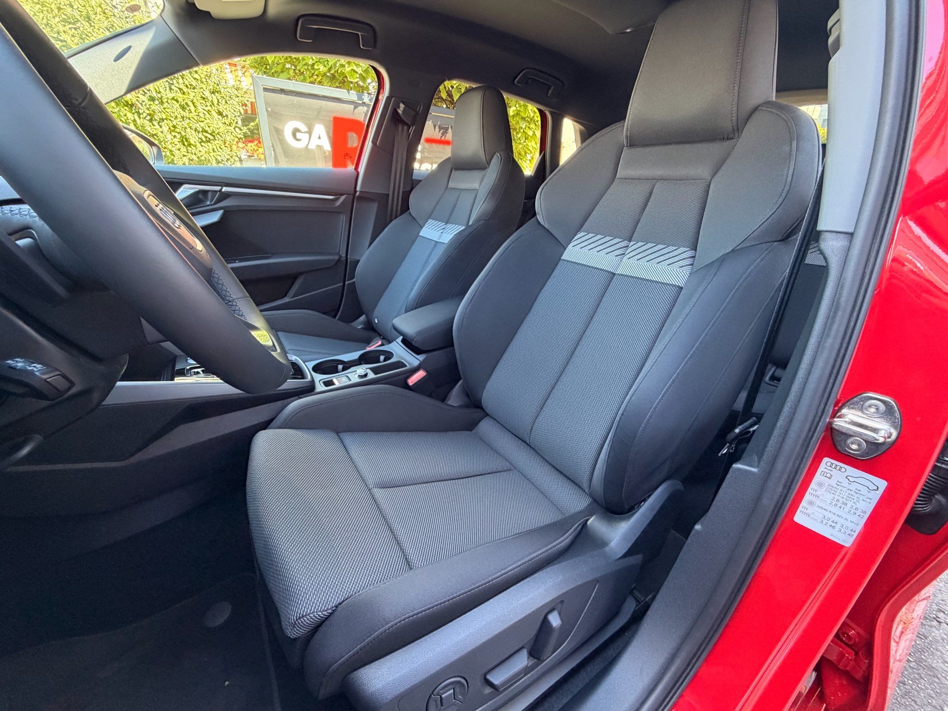 AUDI A3 SPORTBACK TFSI e 204 PS ADVANCED *** 5 JAHRE AUDI WERKSGARANTIE & VIELES MEHR ***-image-7