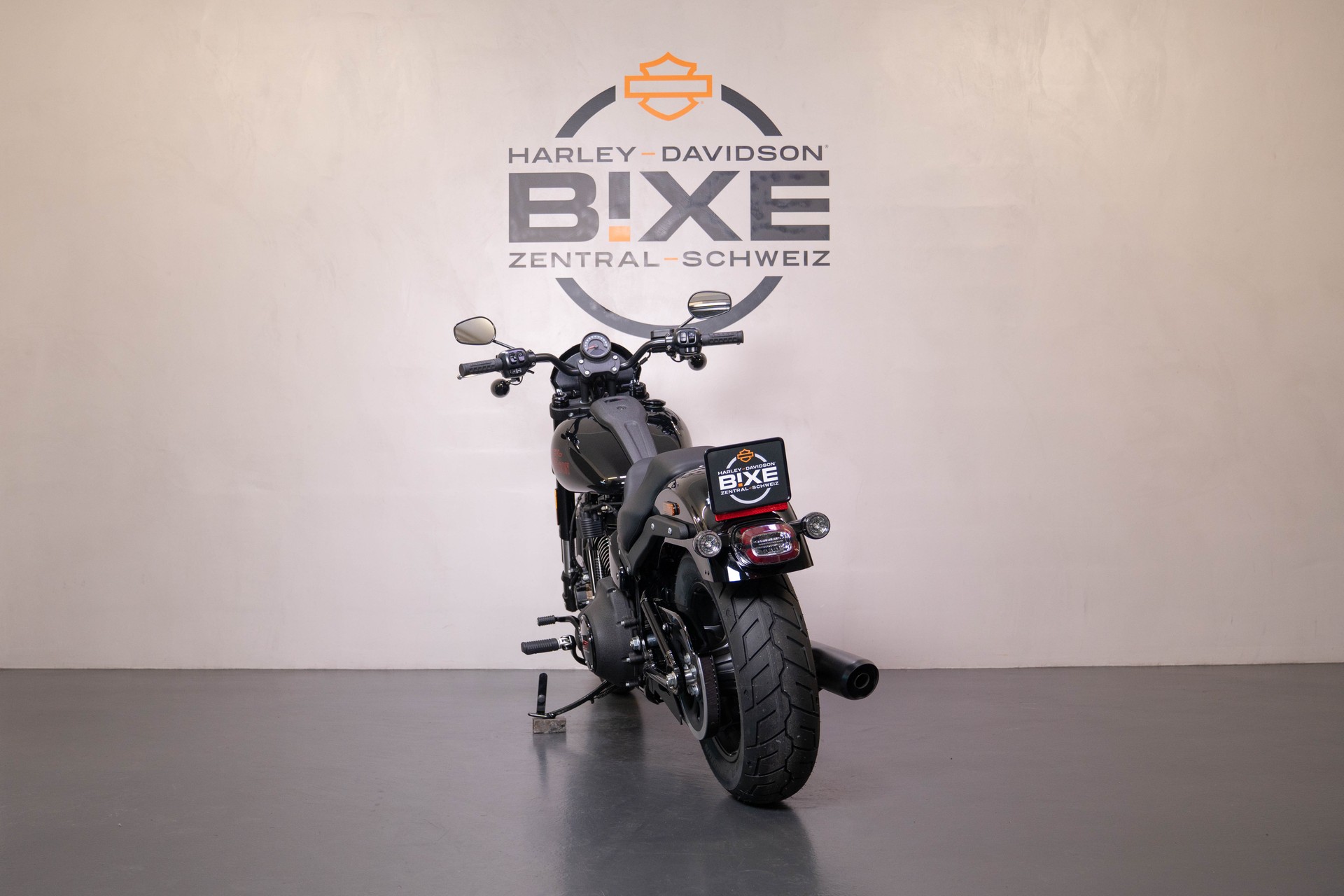 HARLEY-DAVIDSON FXLRS Low Rider S 117ci-showroom-element-3