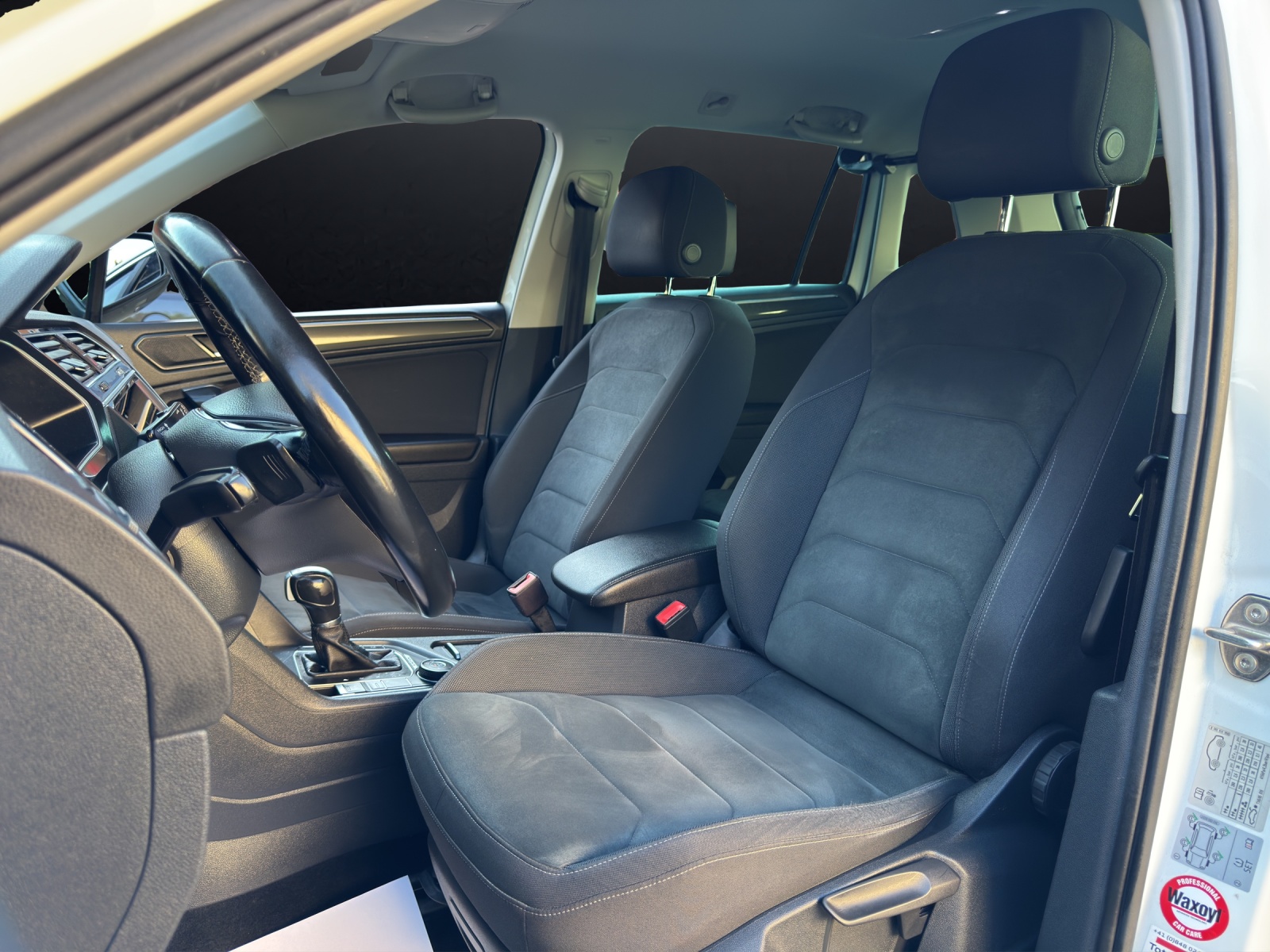 VW Tiguan 2.0 TDI 190-PS SCR Highline 4Motion DSG-image-9
