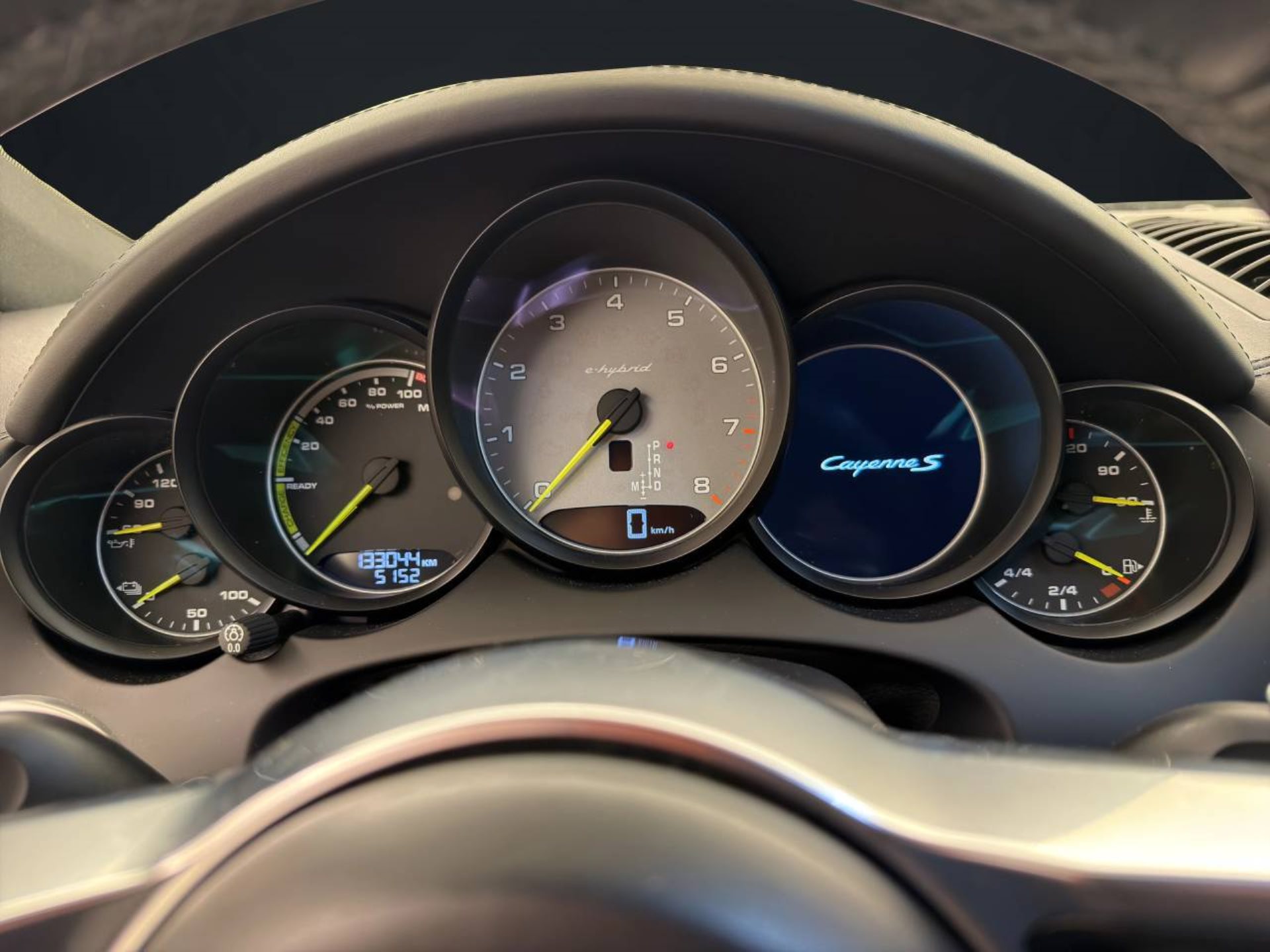 PORSCHE Cayenne S E-Hybrid-image-22