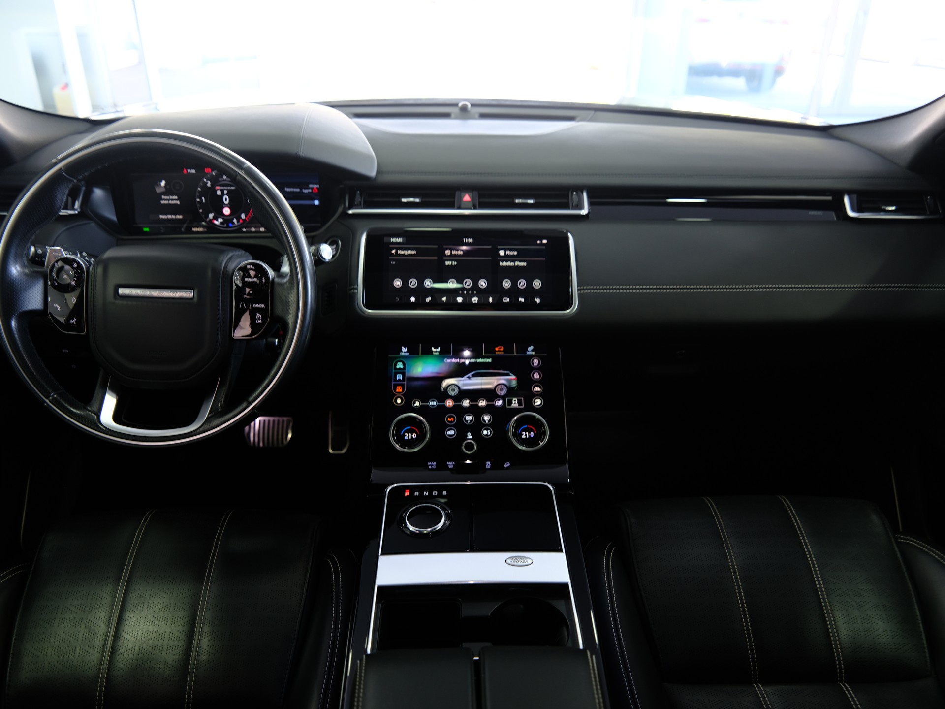 LAND ROVER Range Rover Velar R-Dynamic D 300 *Panoramadach* *360° Kamera*-image-23