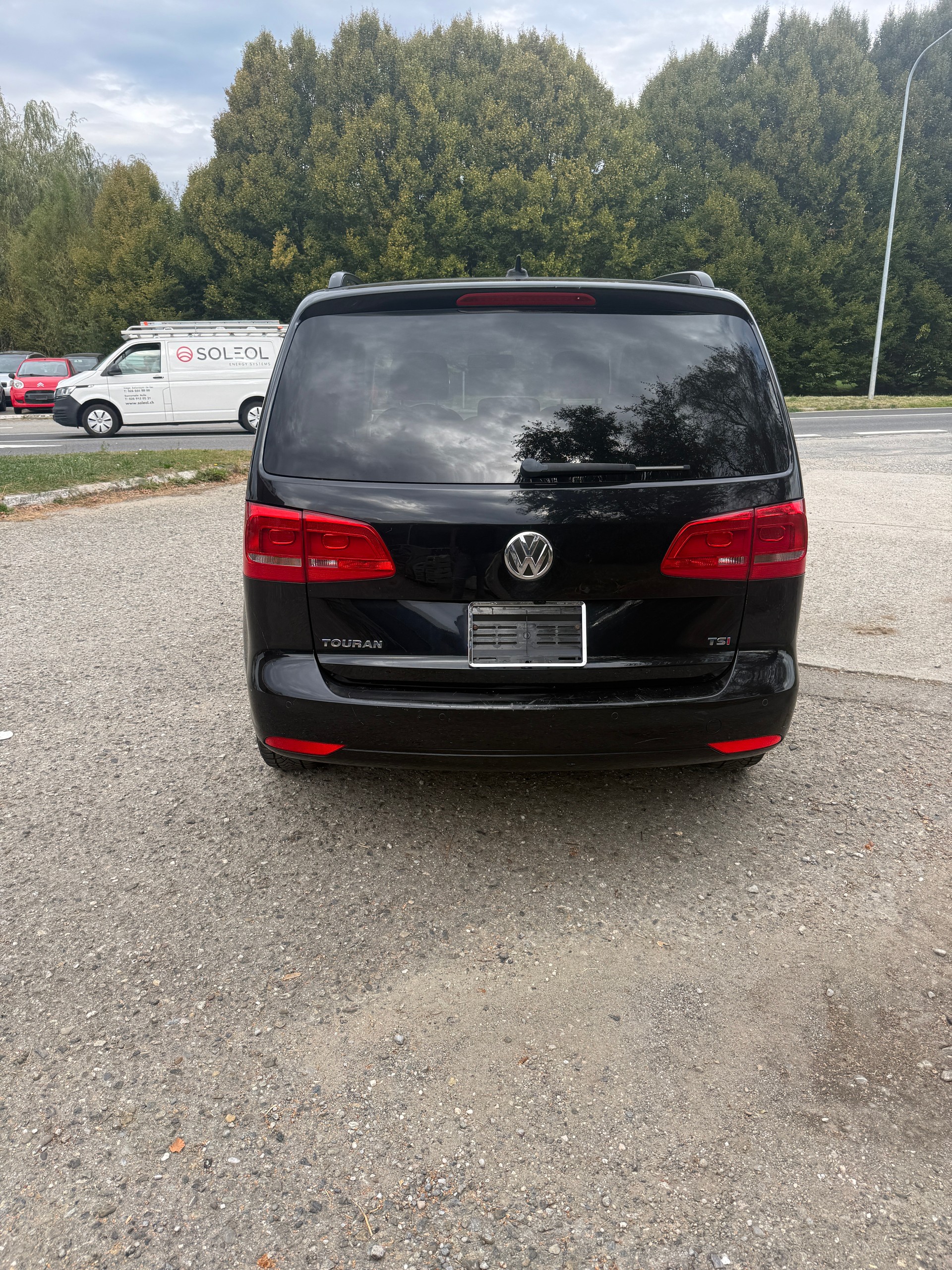 VW Touran 1.4 TSI Design DSG-image-3