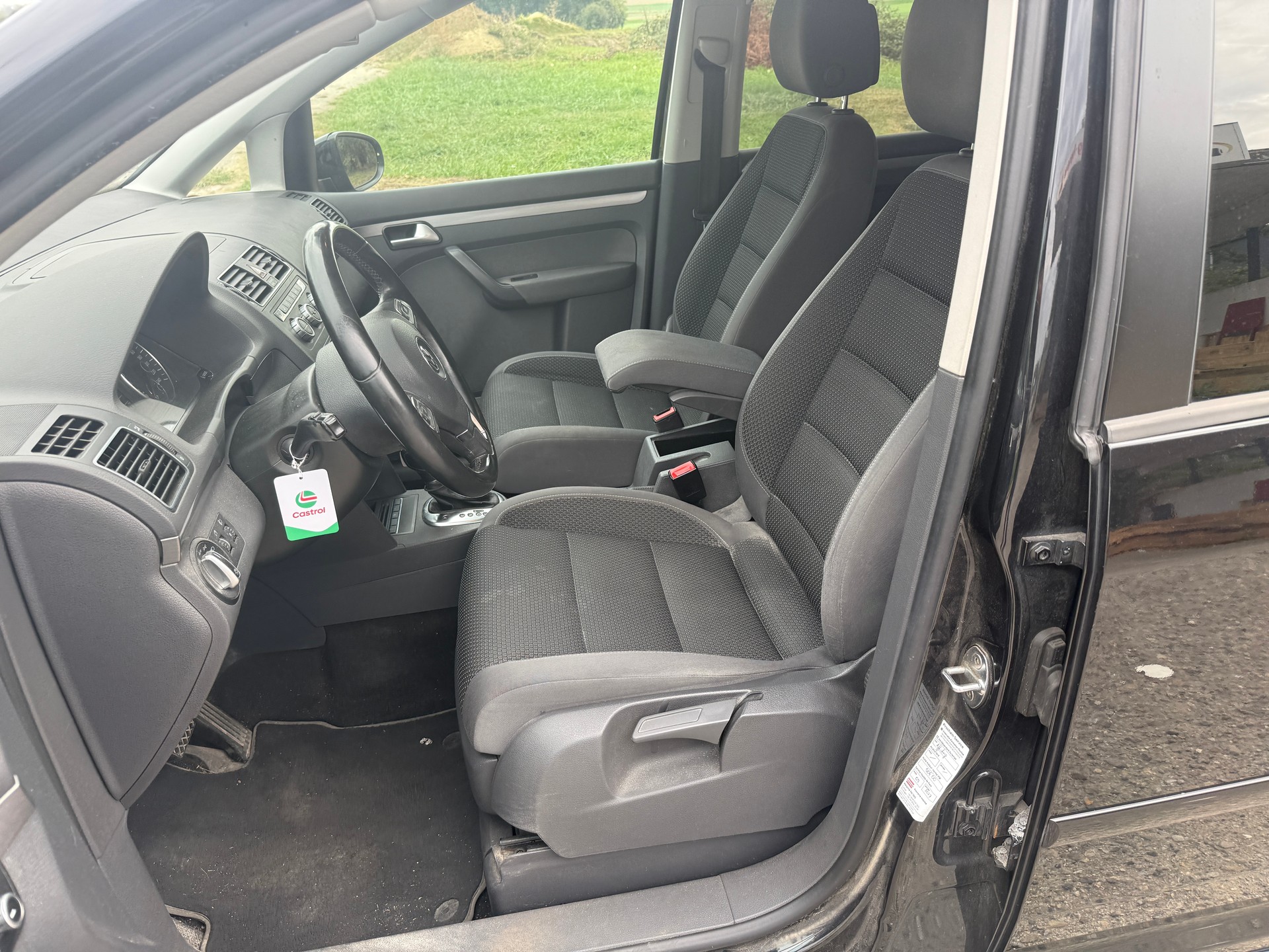 VW Touran 1.4 TSI Design DSG-image-9