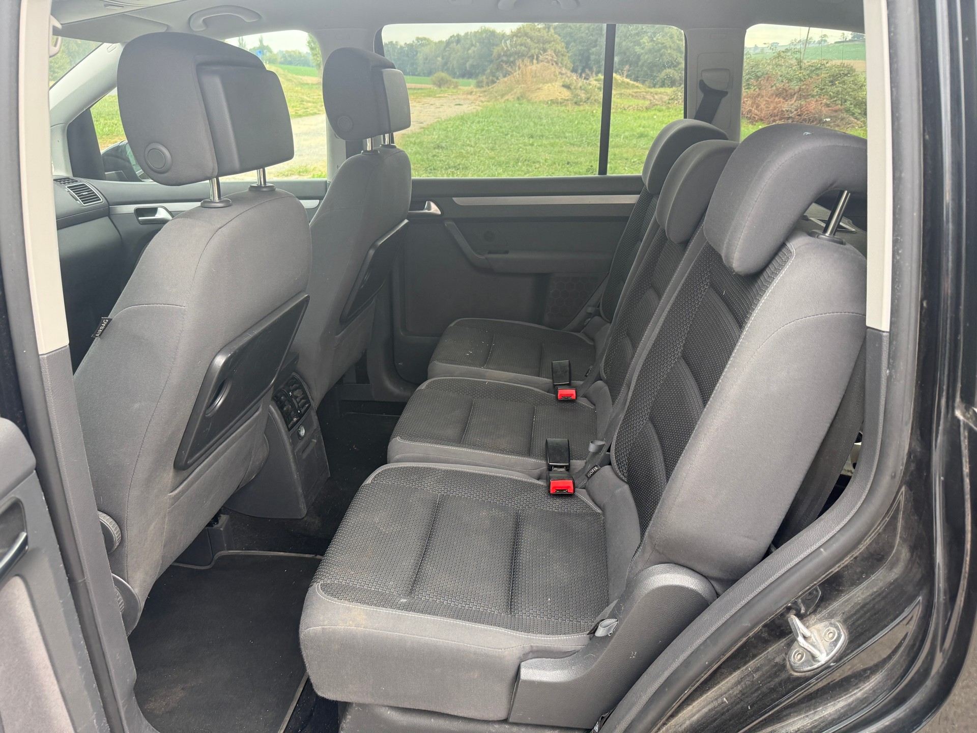 VW Touran 1.4 TSI Design DSG-image-8