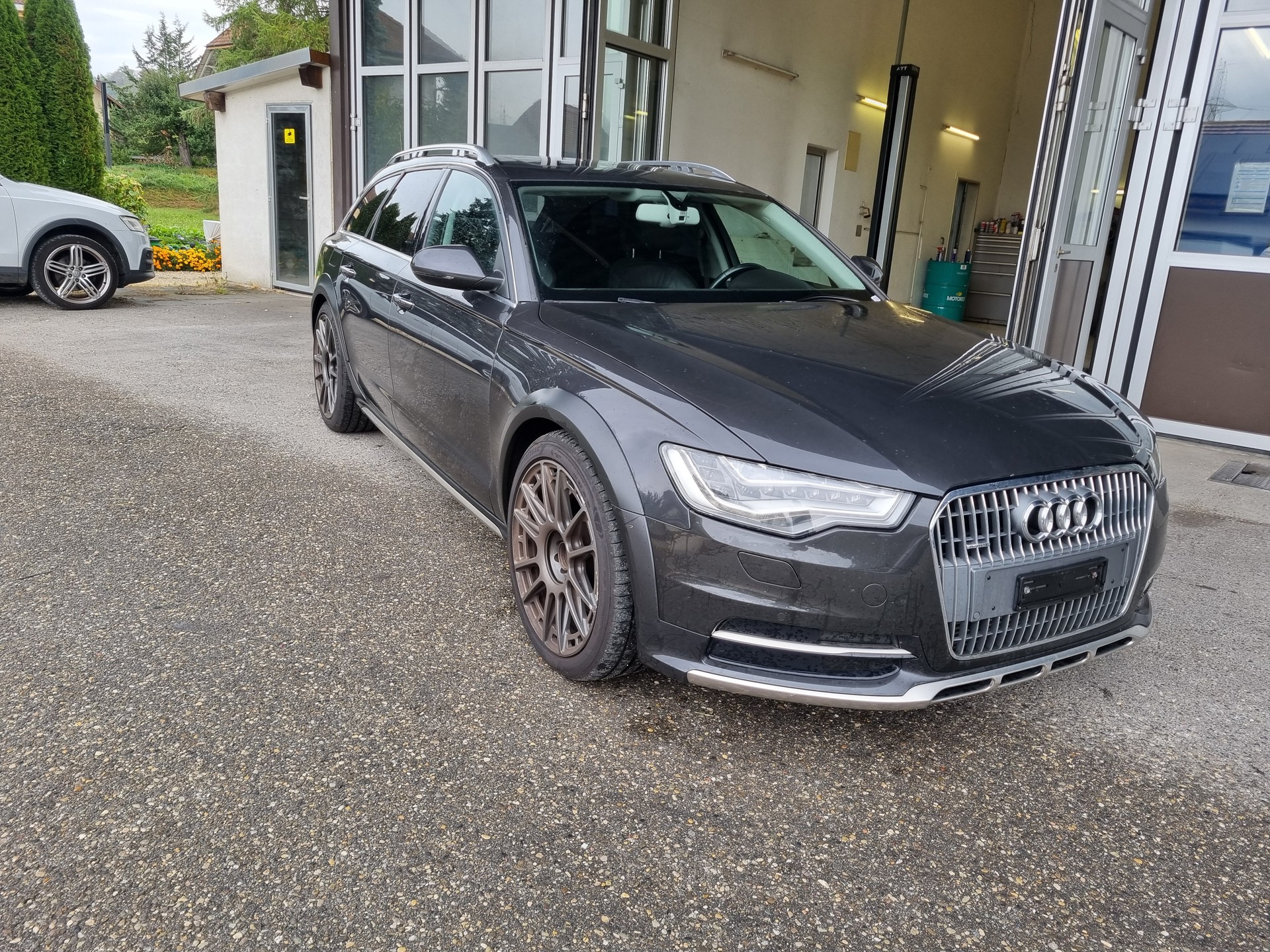 AUDI A6 allroad 3.0 BiTDI V6 quattro tiptronic-showroom-element-1