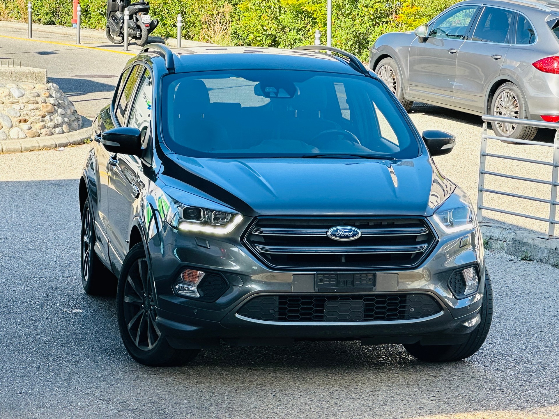 FORD Kuga 2.0 TDCi ST Line High 4WD PowerShift-showroom-element-1