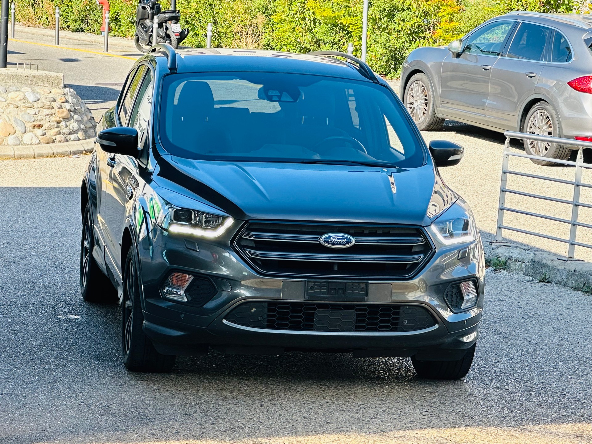 FORD Kuga 2.0 TDCi ST Line High 4WD PowerShift-image-4