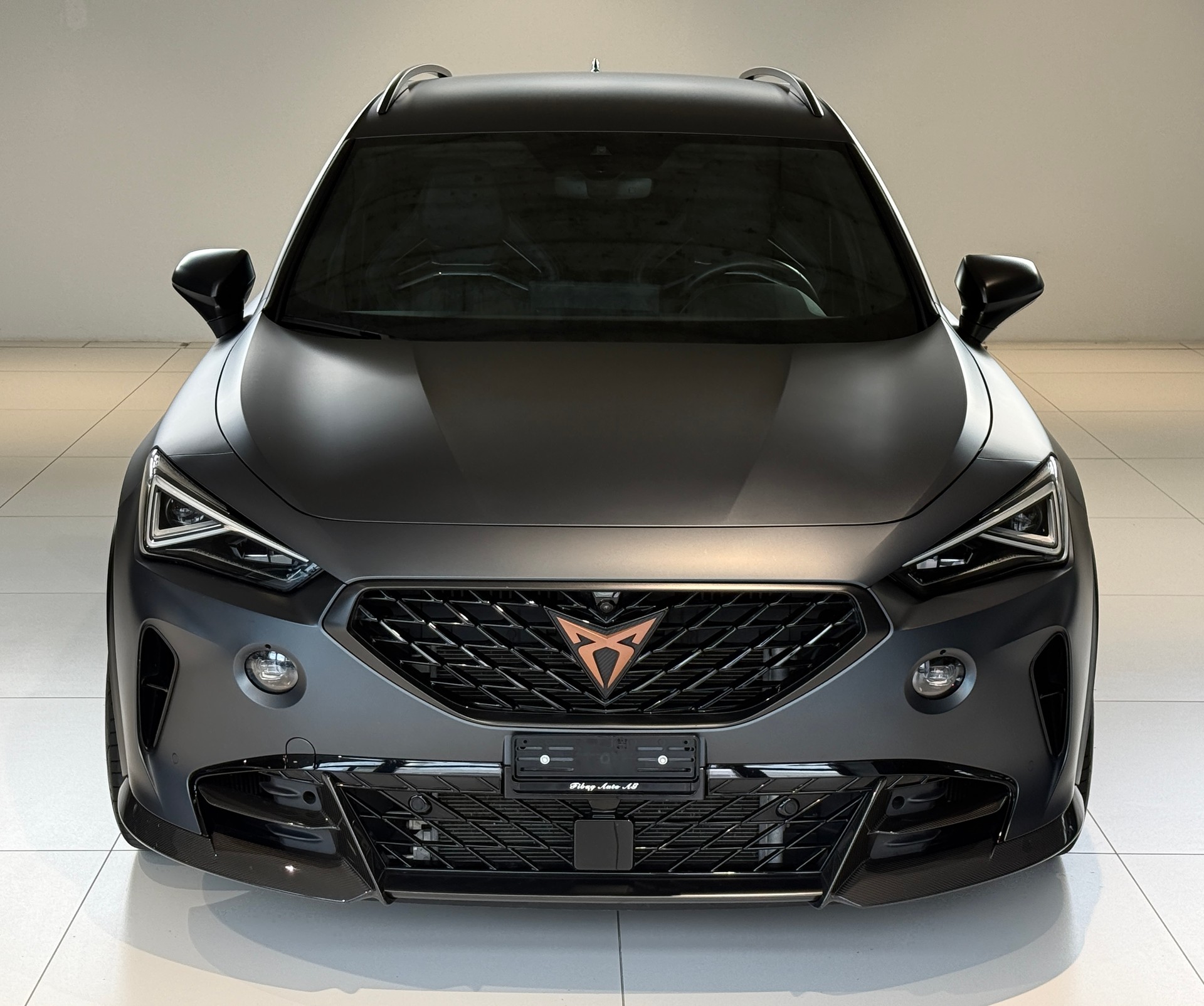 CUPRA Formentor 2.5TSI VZ5 4Drive DSG / 5-Zylinder / CH-Fahrzeug / Matt-Lackierung / Schalensitze / H&R-Federn / 20Zoll JP-Racing-showroom-element-1