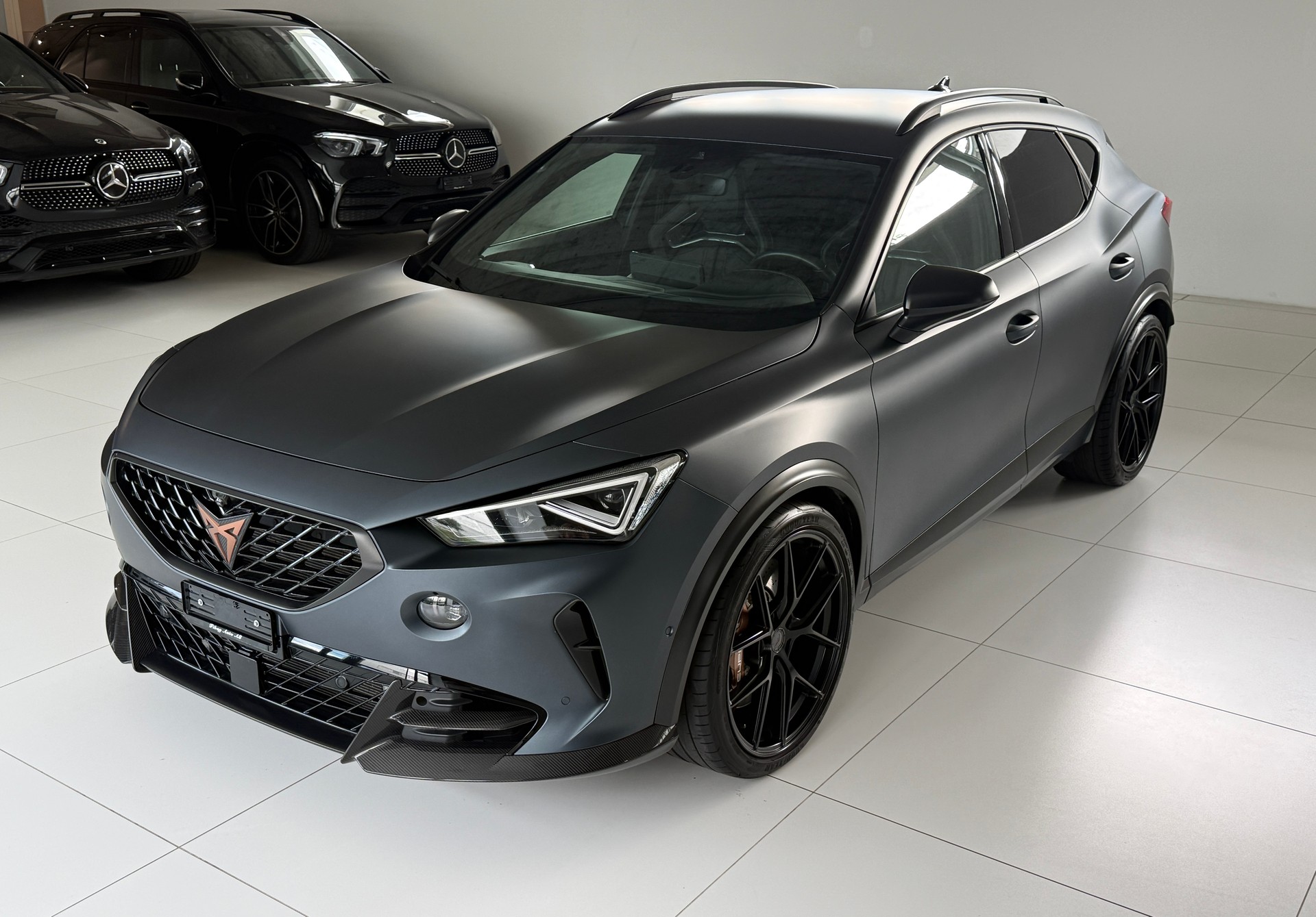 CUPRA Formentor 2.5TSI VZ5 4Drive DSG / 5-Zylinder / CH-Fahrzeug / Matt-Lackierung / Schalensitze / H&R-Federn / 20Zoll JP-Racing-image-4