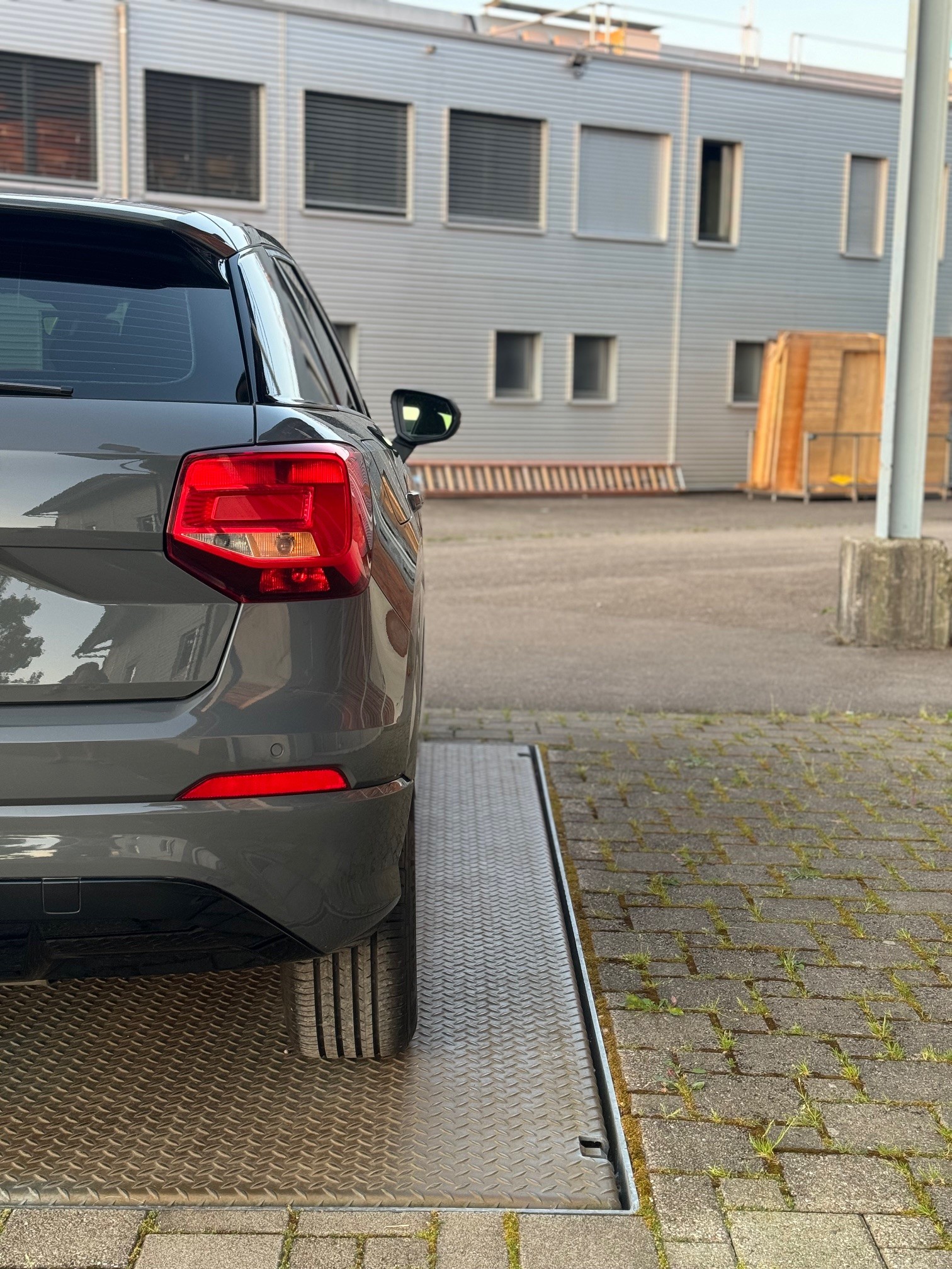 AUDI Q2 1.4 TFSI sport S-tronic-image-12