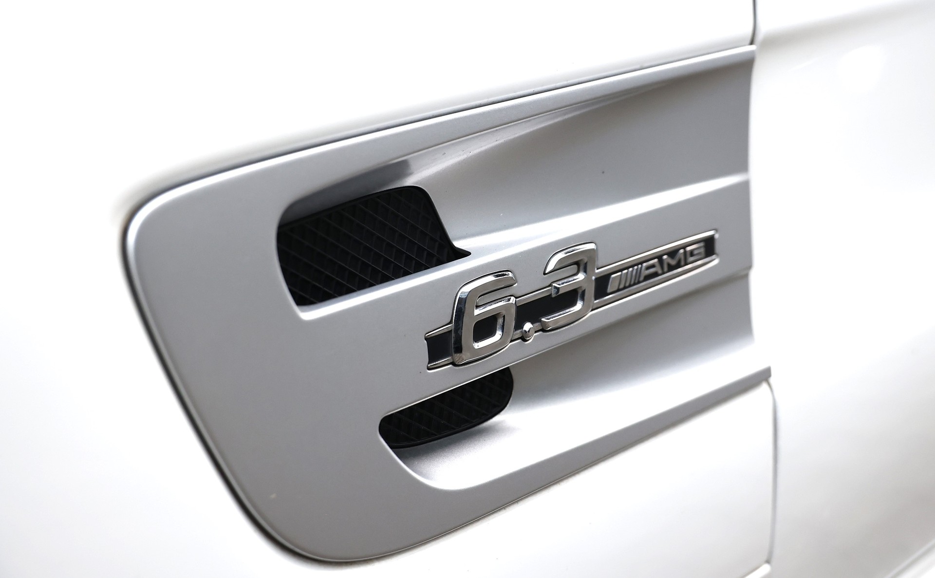 MERCEDES-BENZ SL 63 AMG Speedshift MCT-image-28