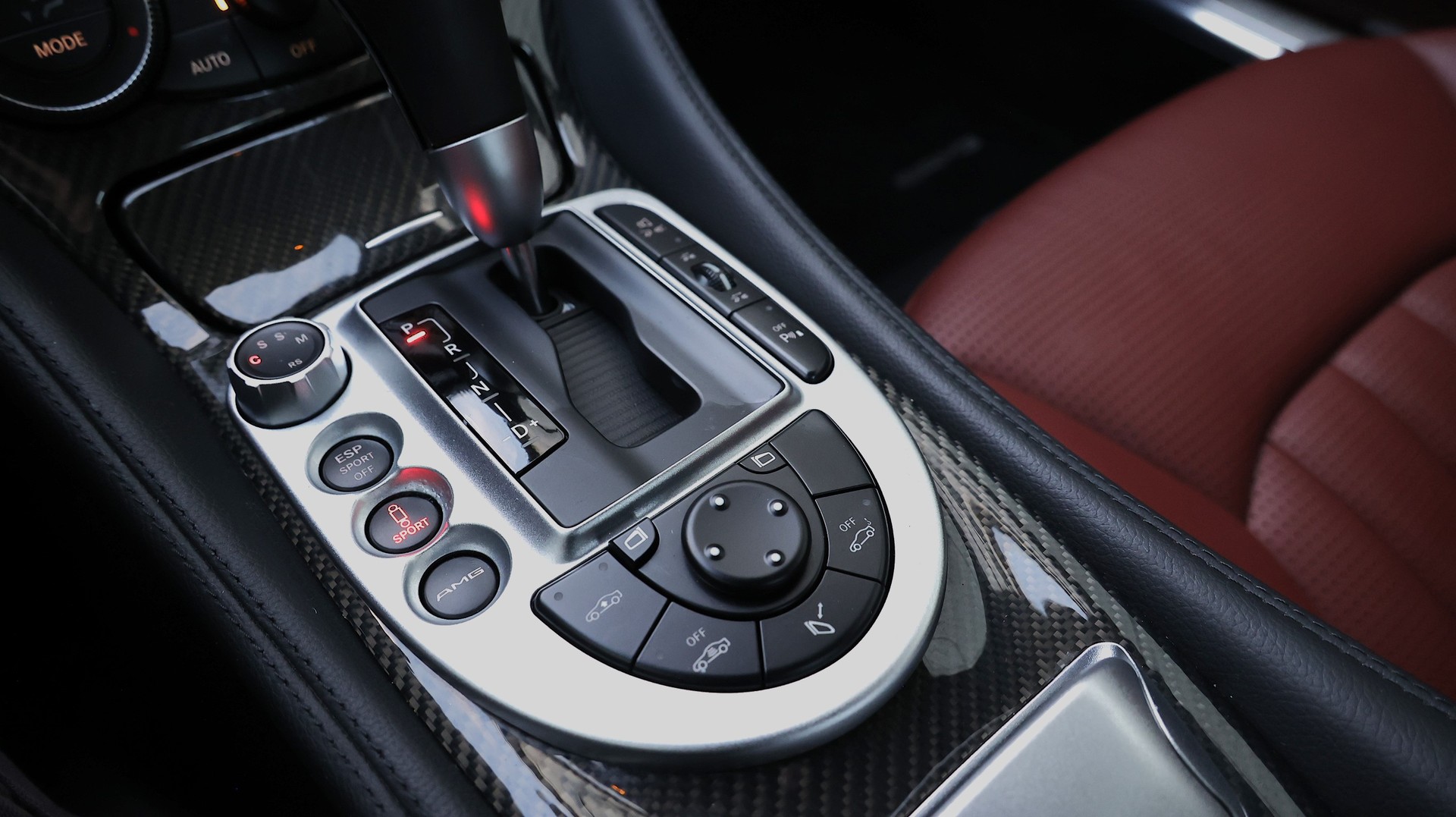 MERCEDES-BENZ SL 63 AMG Speedshift MCT-image-18