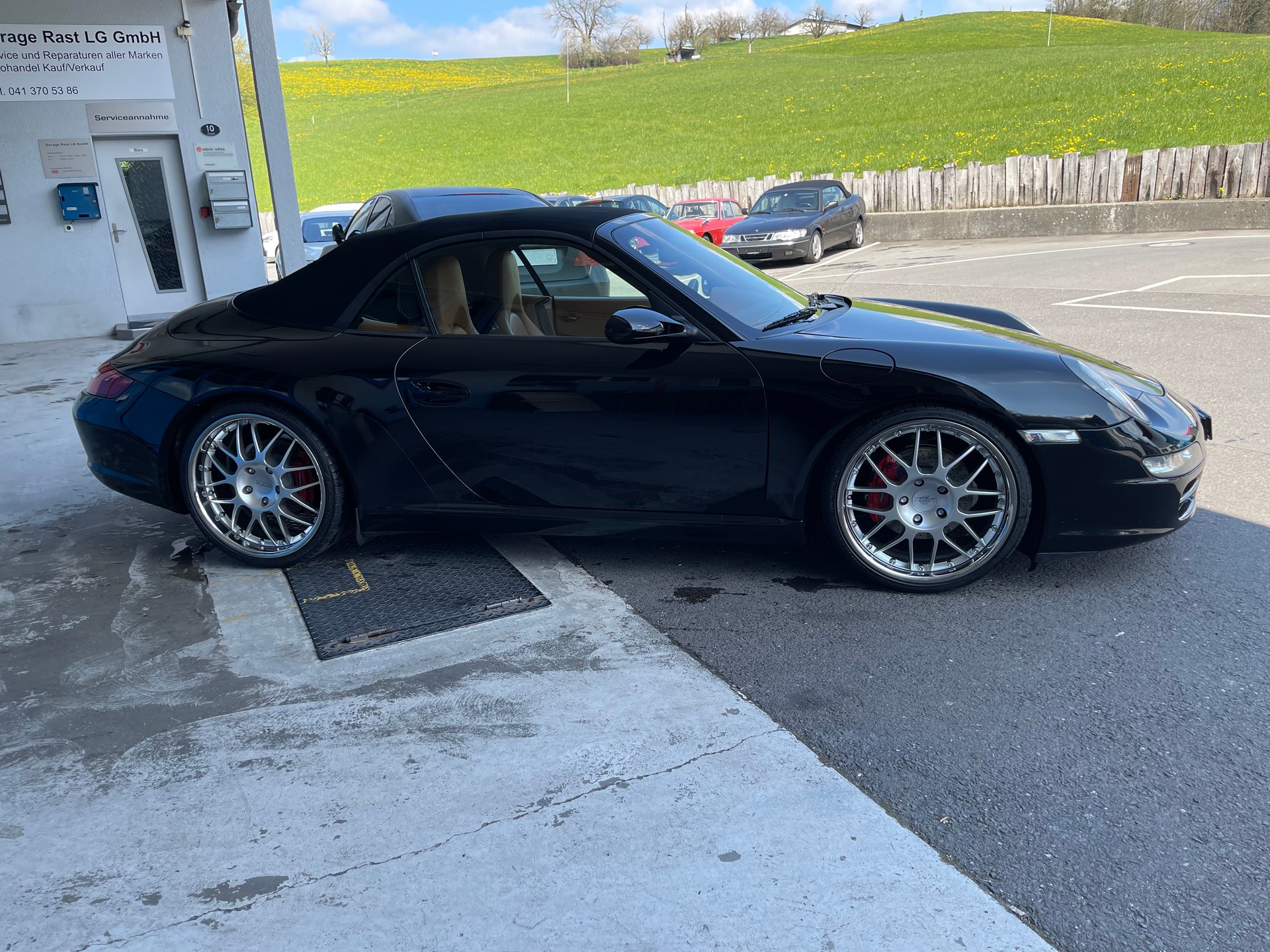 PORSCHE 911 Cabrio Carrera-image-8