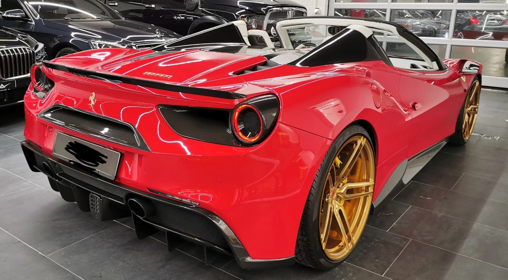 FERRARI 488 Spider 3.9 V8 NOVITEC-image-1