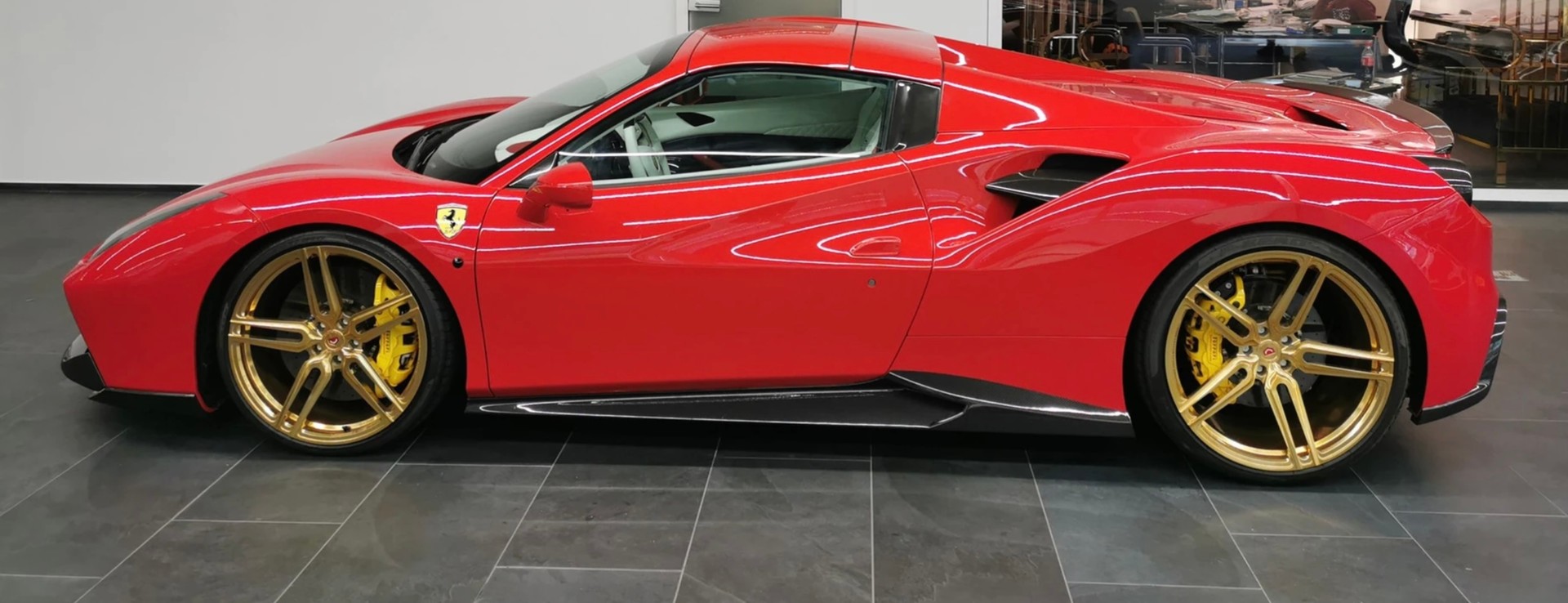 FERRARI 488 Spider 3.9 V8 NOVITEC