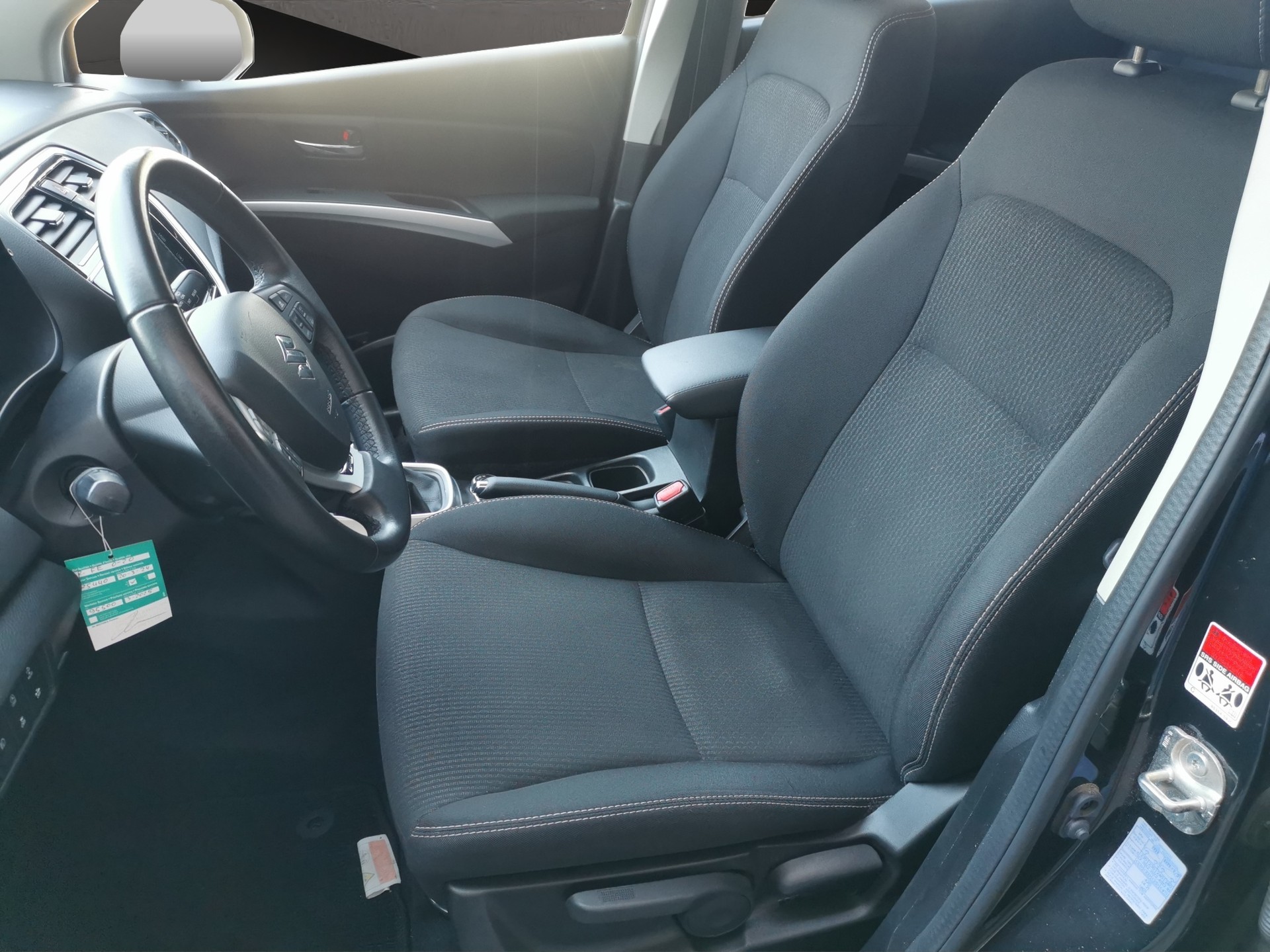 SUZUKI SX4 S-Cross 1.4 16V Generation Hybrid 4WD-image-5