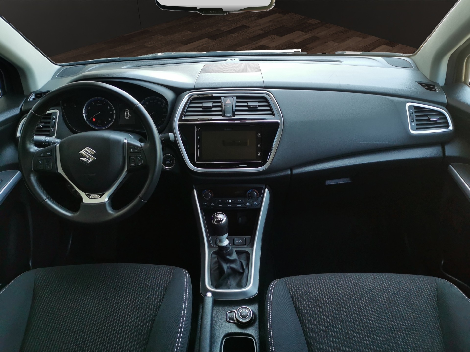 SUZUKI SX4 S-Cross 1.4 16V Generation Hybrid 4WD-image-10