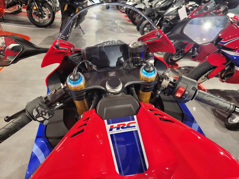 HONDA CBR 1000 RR-R Fireblade SP-image-5