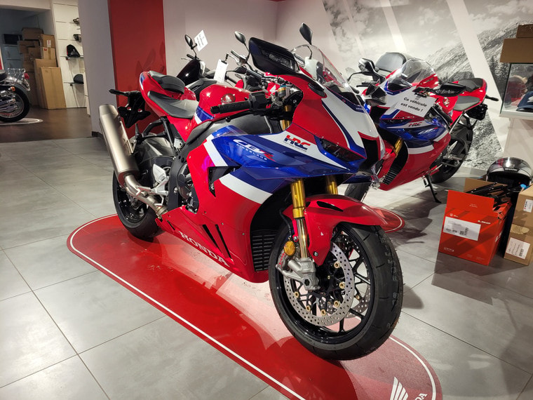 HONDA CBR 1000 RR-R Fireblade SP-image-0