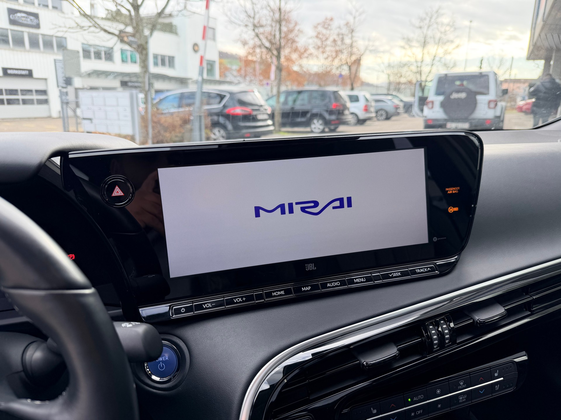 TOYOTA Mirai Fuel cell Platinum-image-14