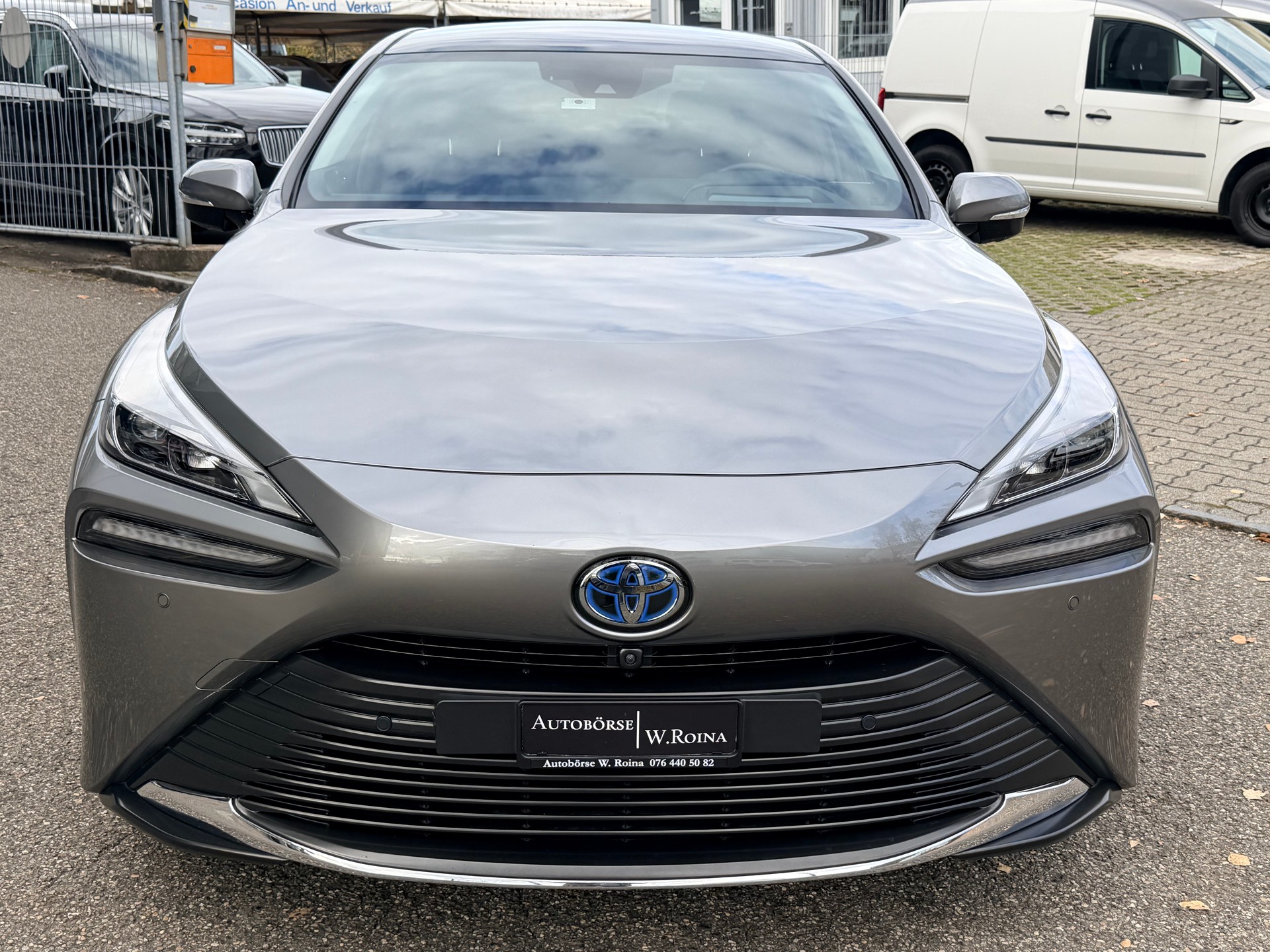 TOYOTA Mirai Fuel cell Platinum-image-7