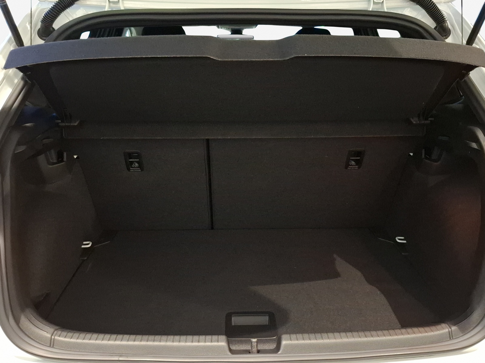 VW Polo 1.0 TSI R-Line United DSG-image-12