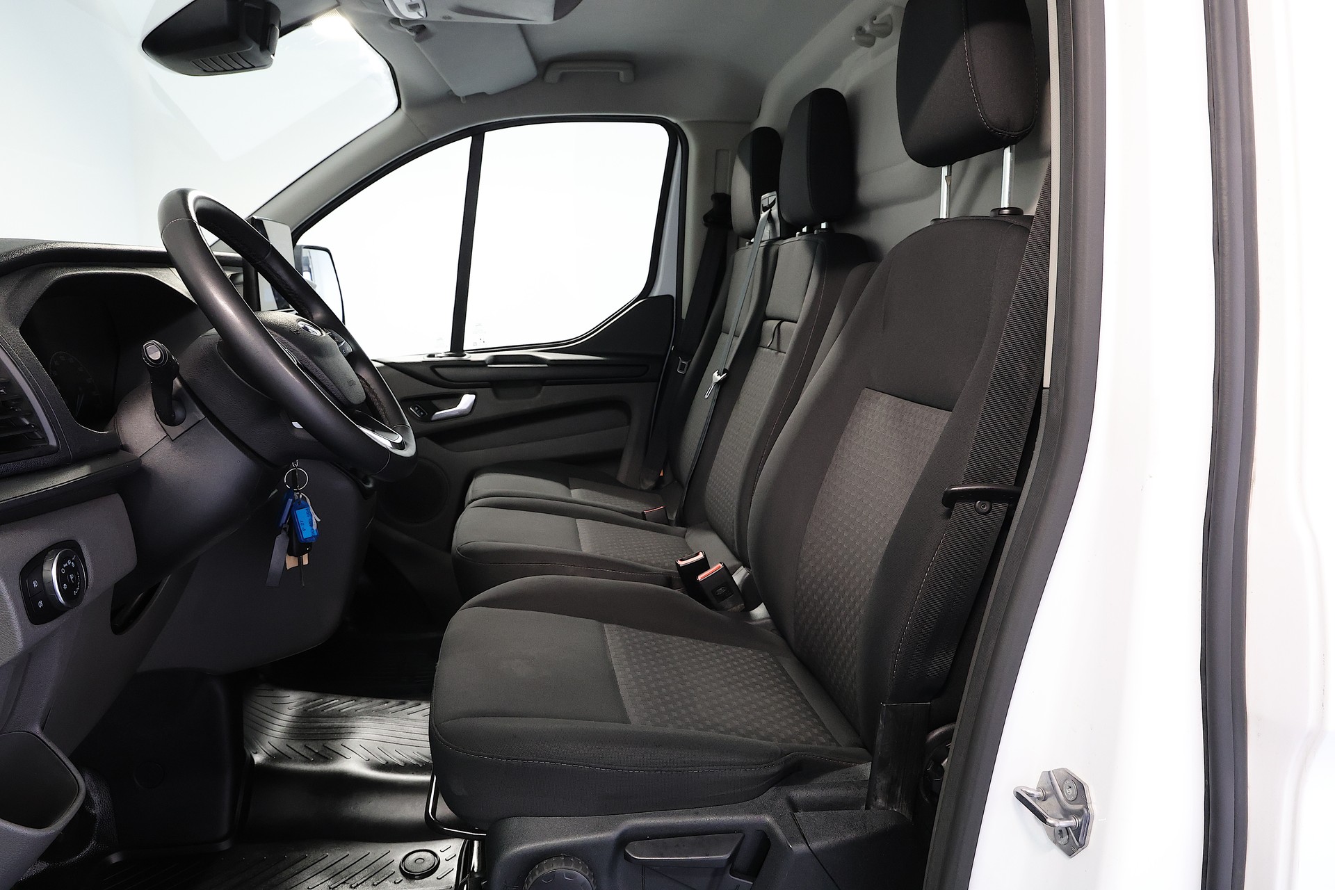 FORD Transit Custom Van 320 L2H1 Trend-image-6