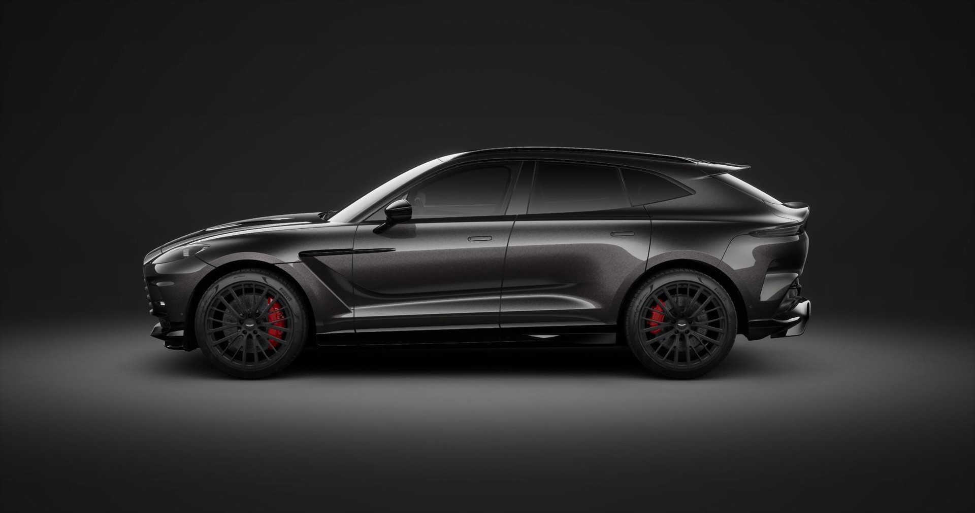 ASTON MARTIN DBX 707 4.0 V8 Bi-Turbo-showroom-element-2