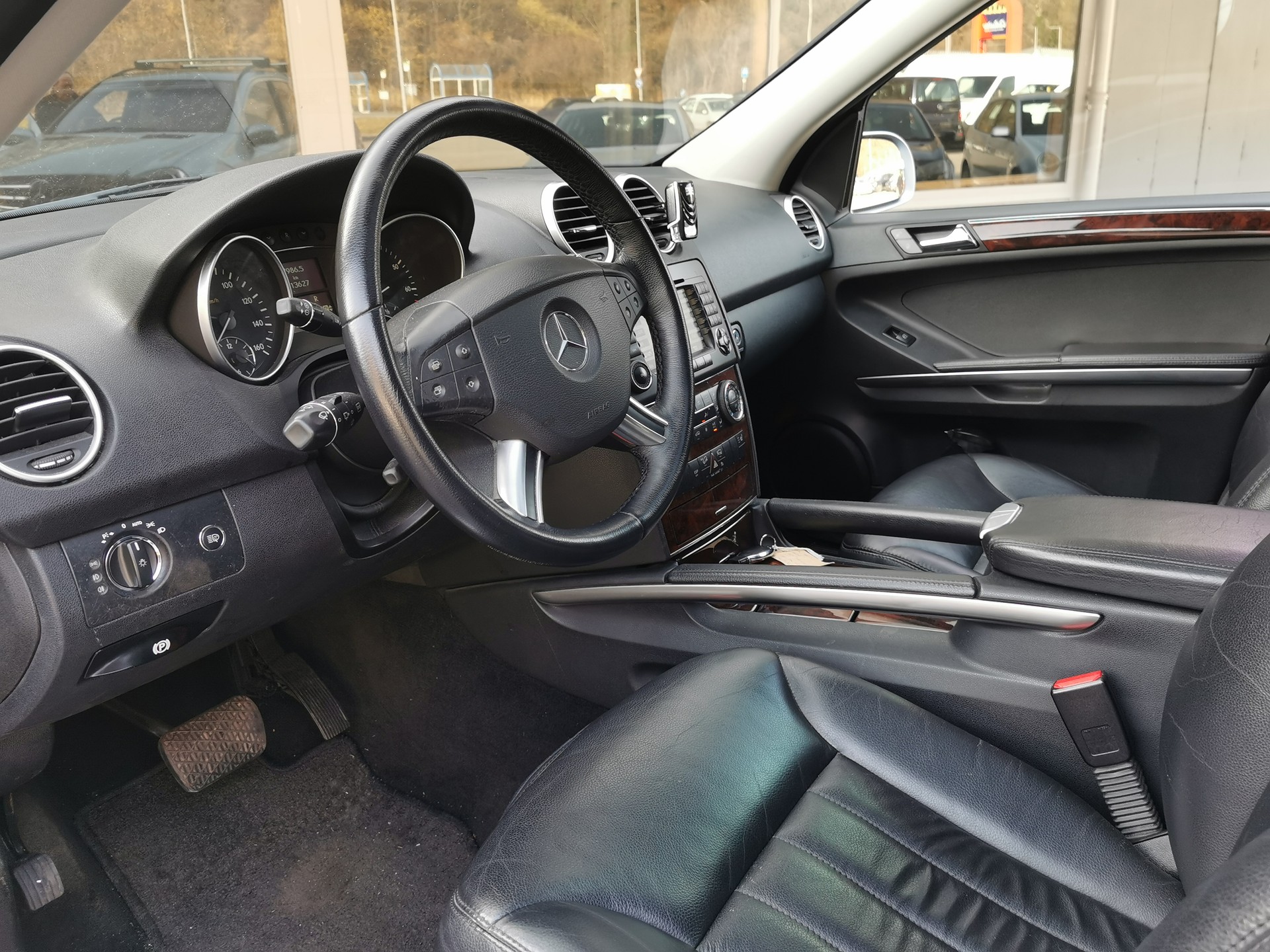 MERCEDES-BENZ ML 500 4Matic 7G-Tronic-image-7