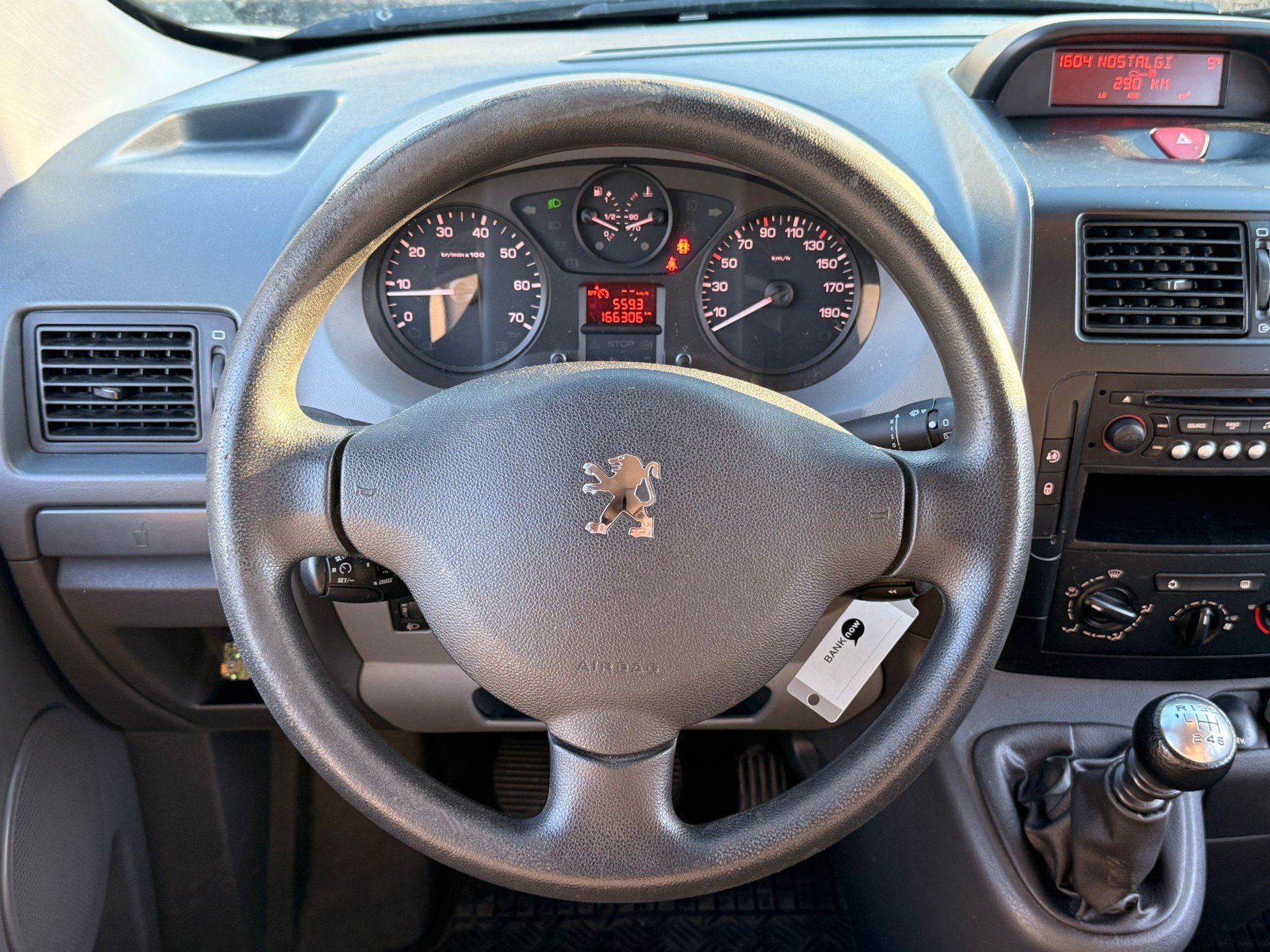 PEUGEOT Expert Tepee 2.0 HDi Confort L2 ** 9 Places **-image-12