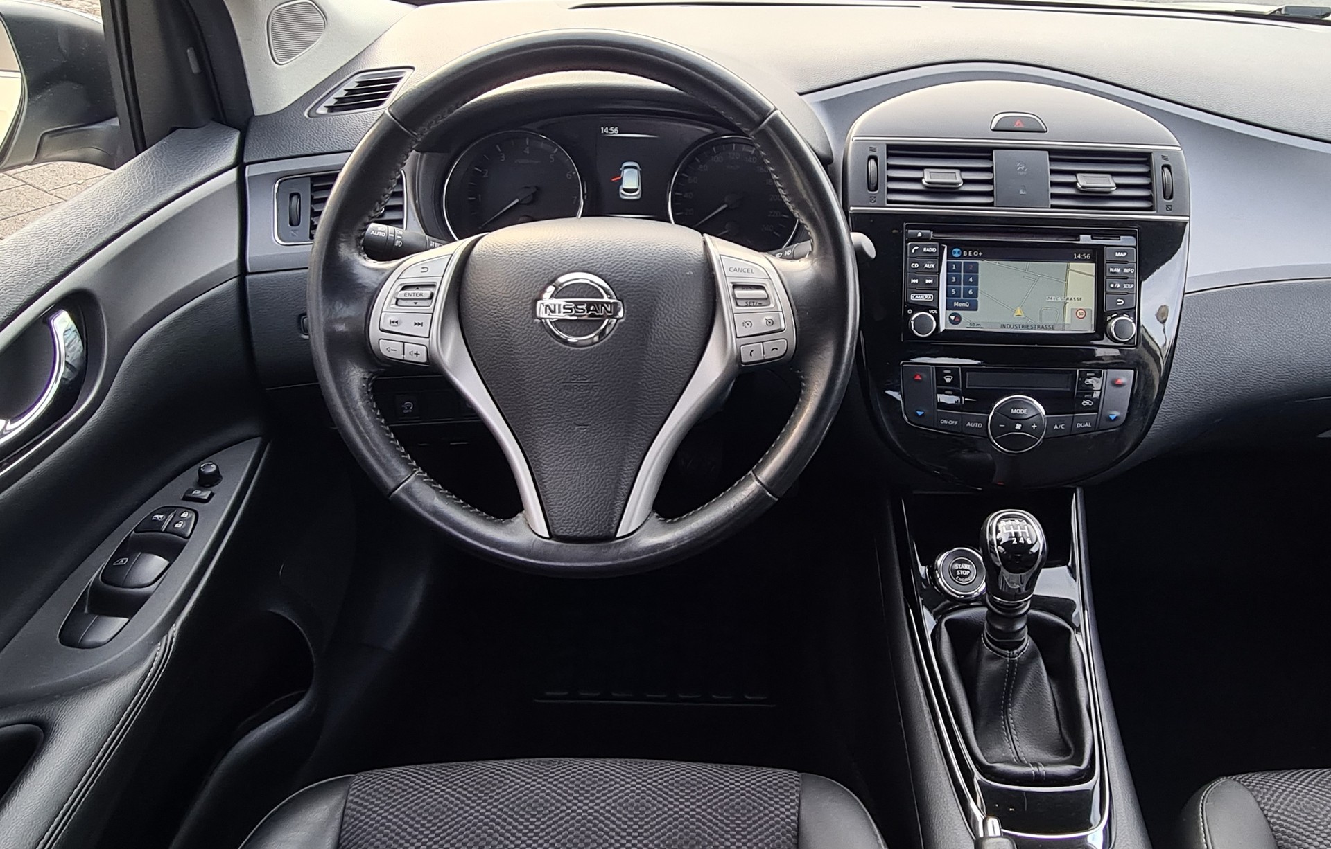 NISSAN Pulsar 1.2 DIG-N-Connecta-image-10