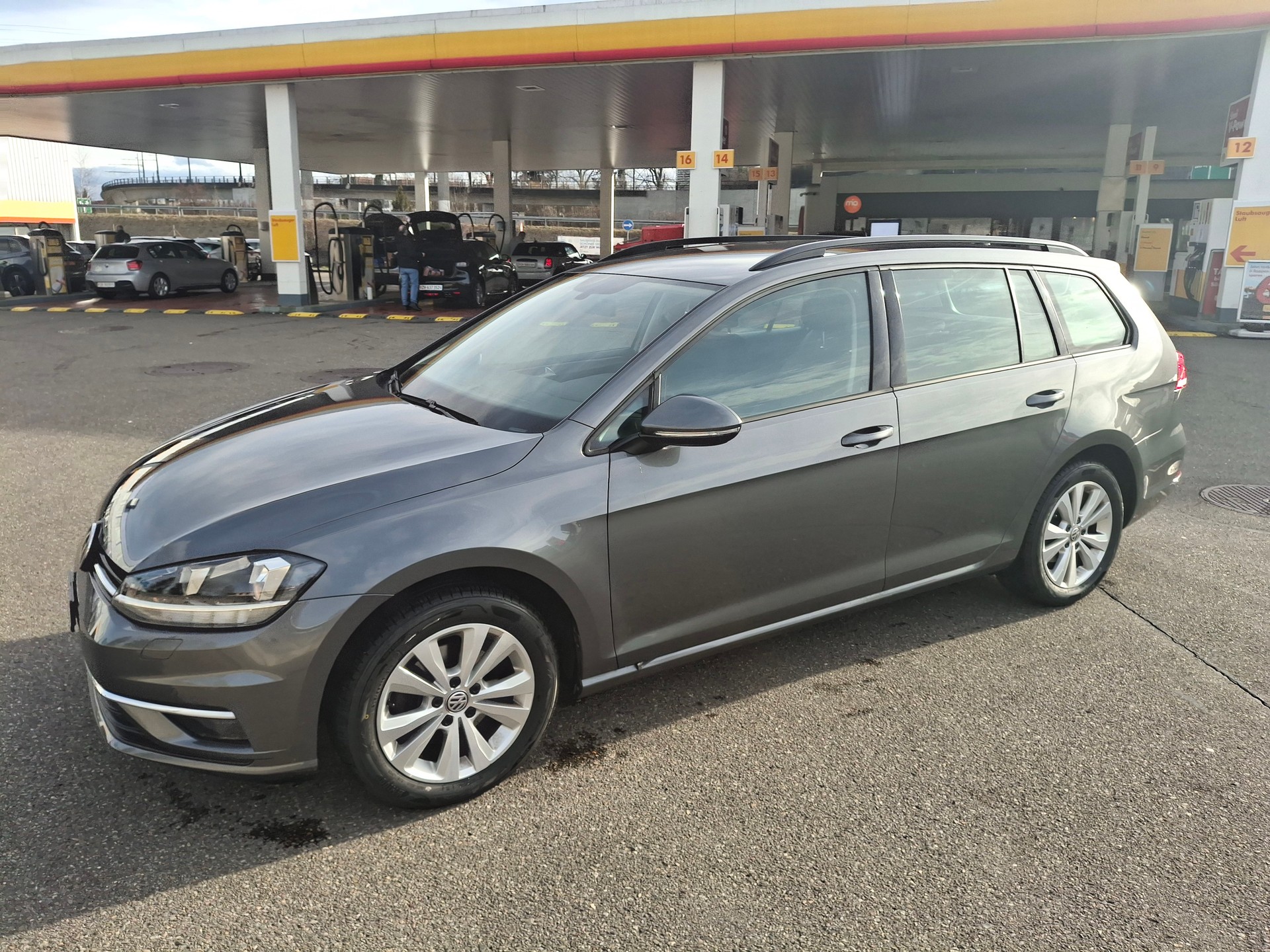 VW Golf Variant 1.4 TSI Allstar DSG-image-6