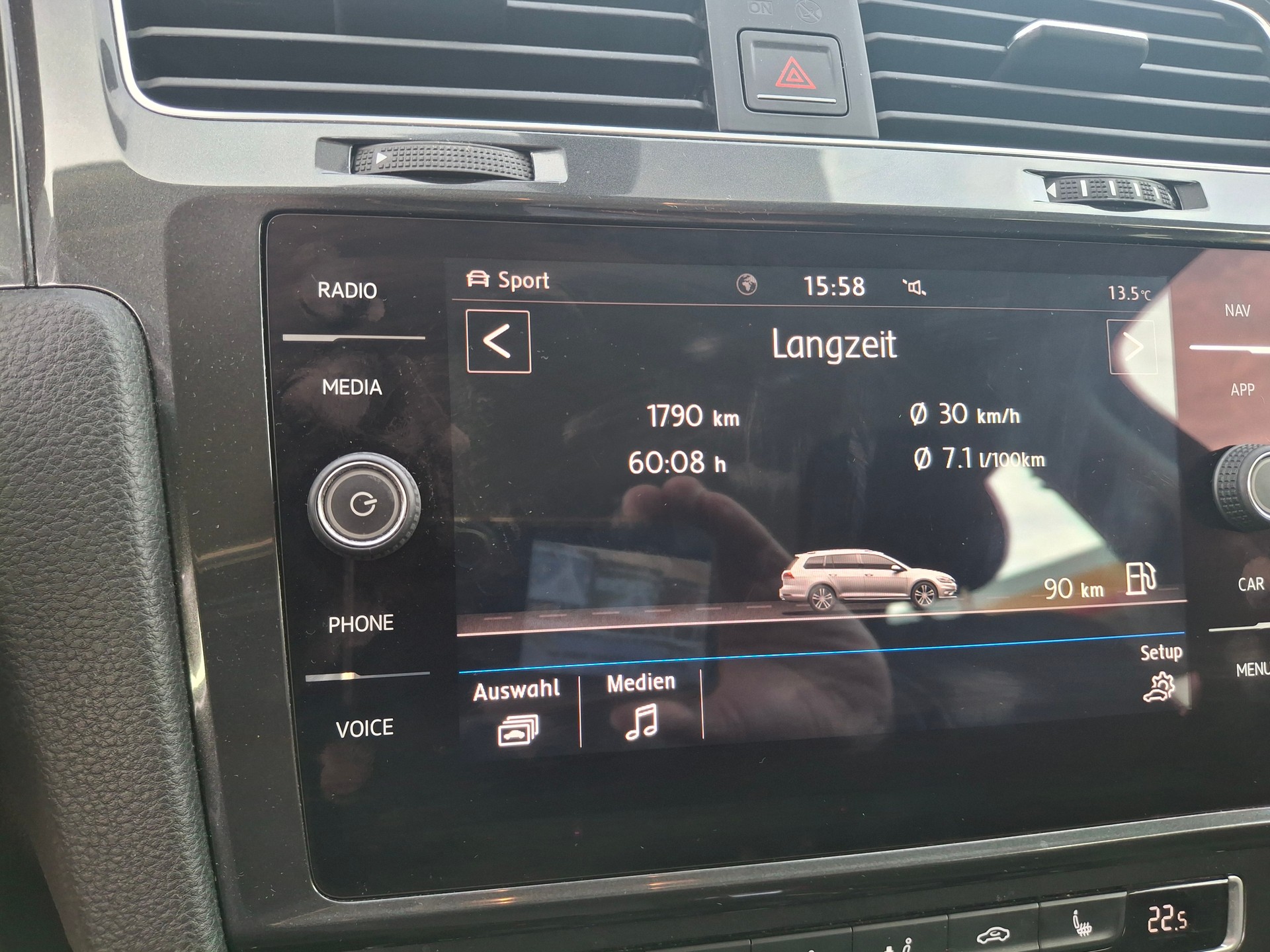 VW Golf Variant 1.4 TSI Allstar DSG-image-30