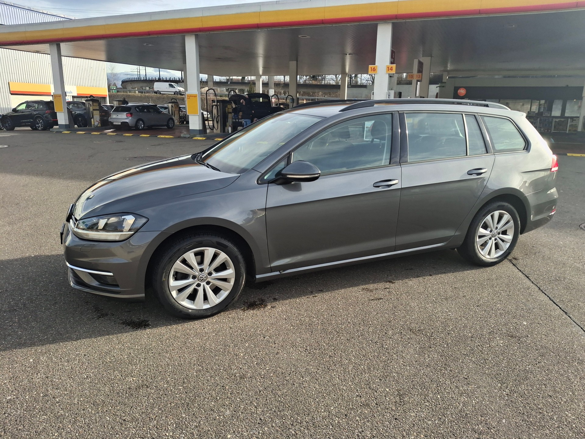 VW Golf Variant 1.4 TSI Allstar DSG-image-5