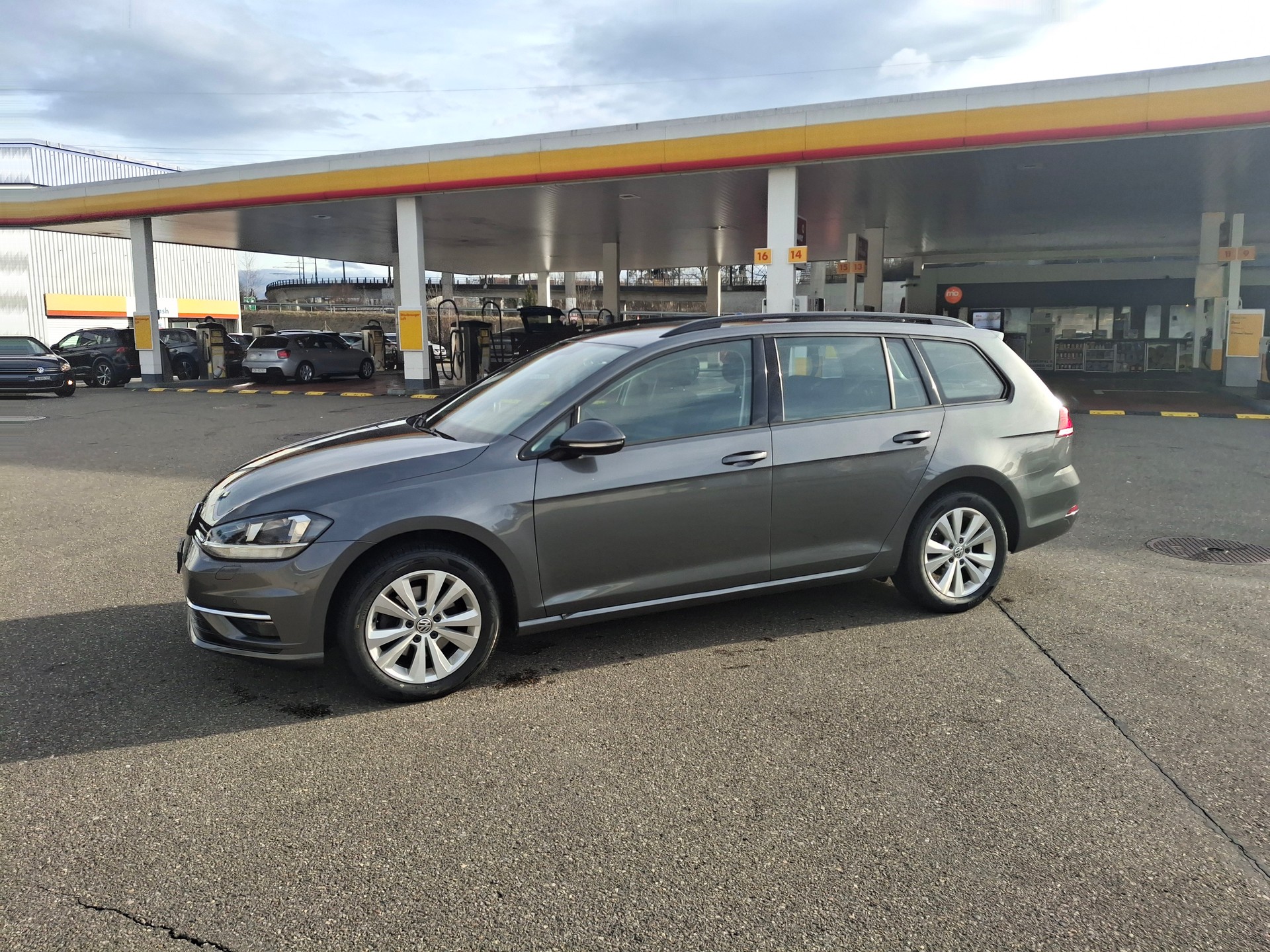 VW Golf Variant 1.4 TSI Allstar DSG-image-7