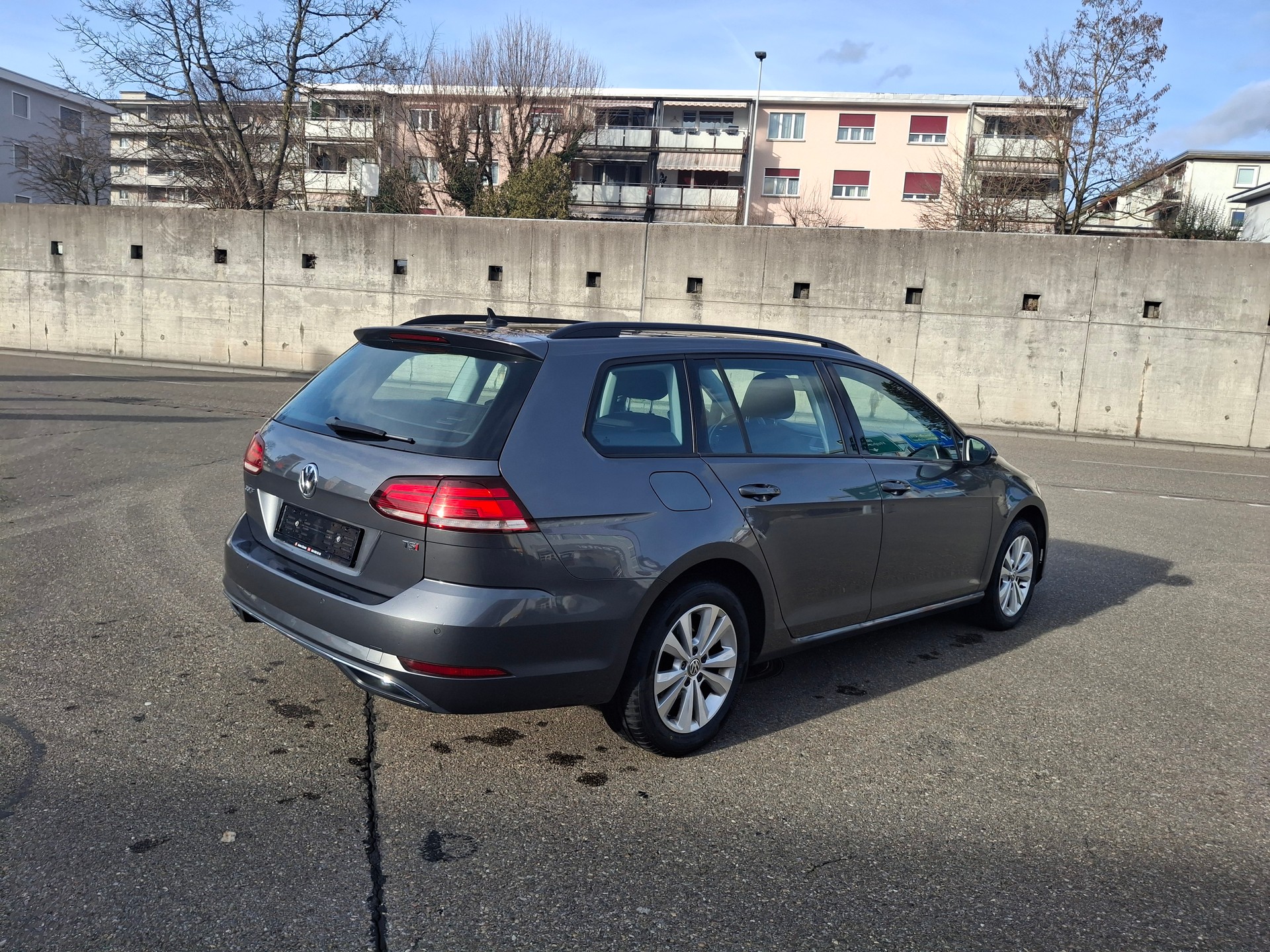 VW Golf Variant 1.4 TSI Allstar DSG-image-16