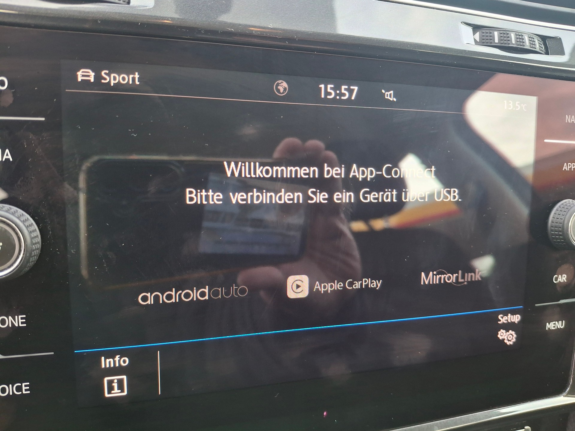 VW Golf Variant 1.4 TSI Allstar DSG-image-29